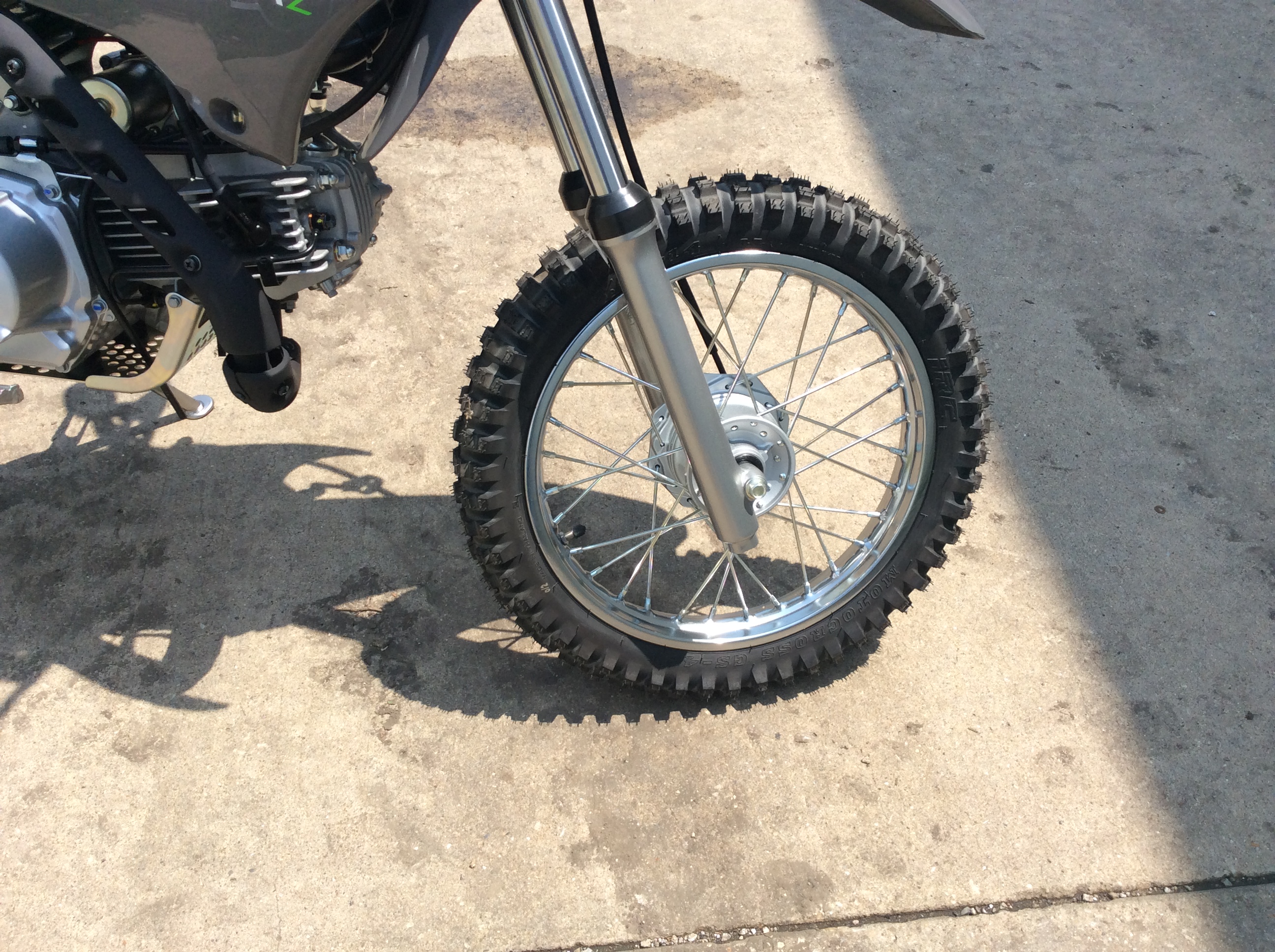 2025 Kawasaki KLX 110R L - Photo 2