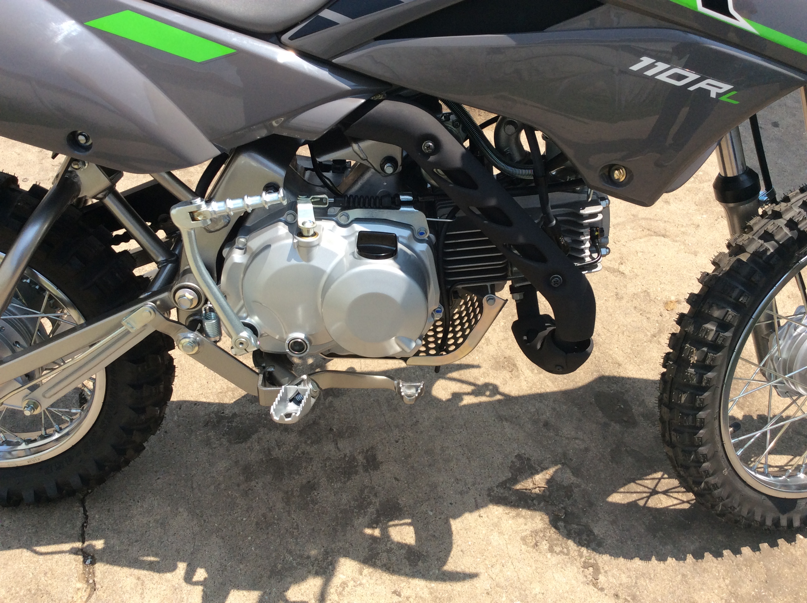 2025 Kawasaki KLX 110R L - Photo 3