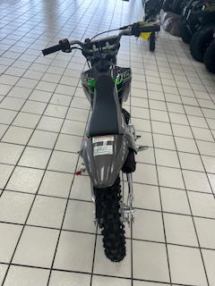 2025 Kawasaki KLX 110R - Photo 4