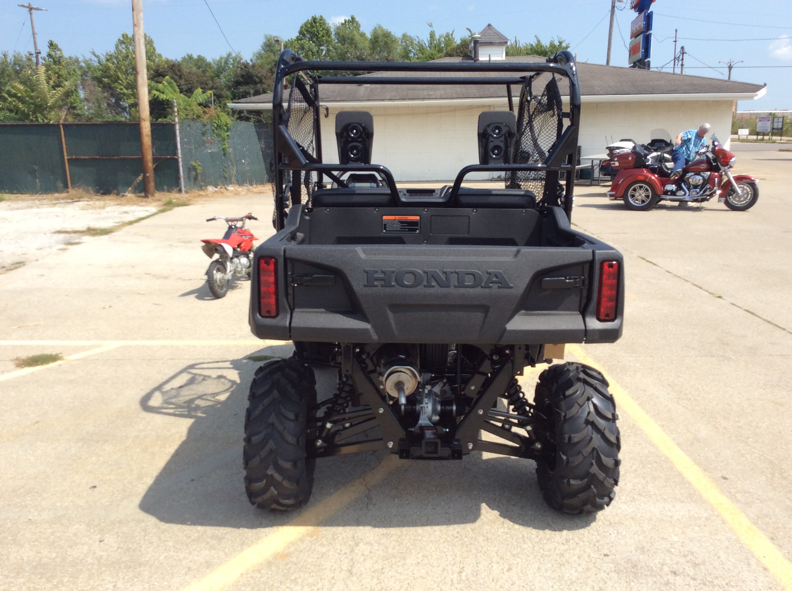 2025 Honda PIONEER 700 DELUXE - Photo 3
