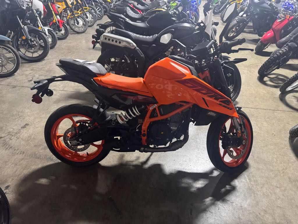 2024 KTM 390 DUKE