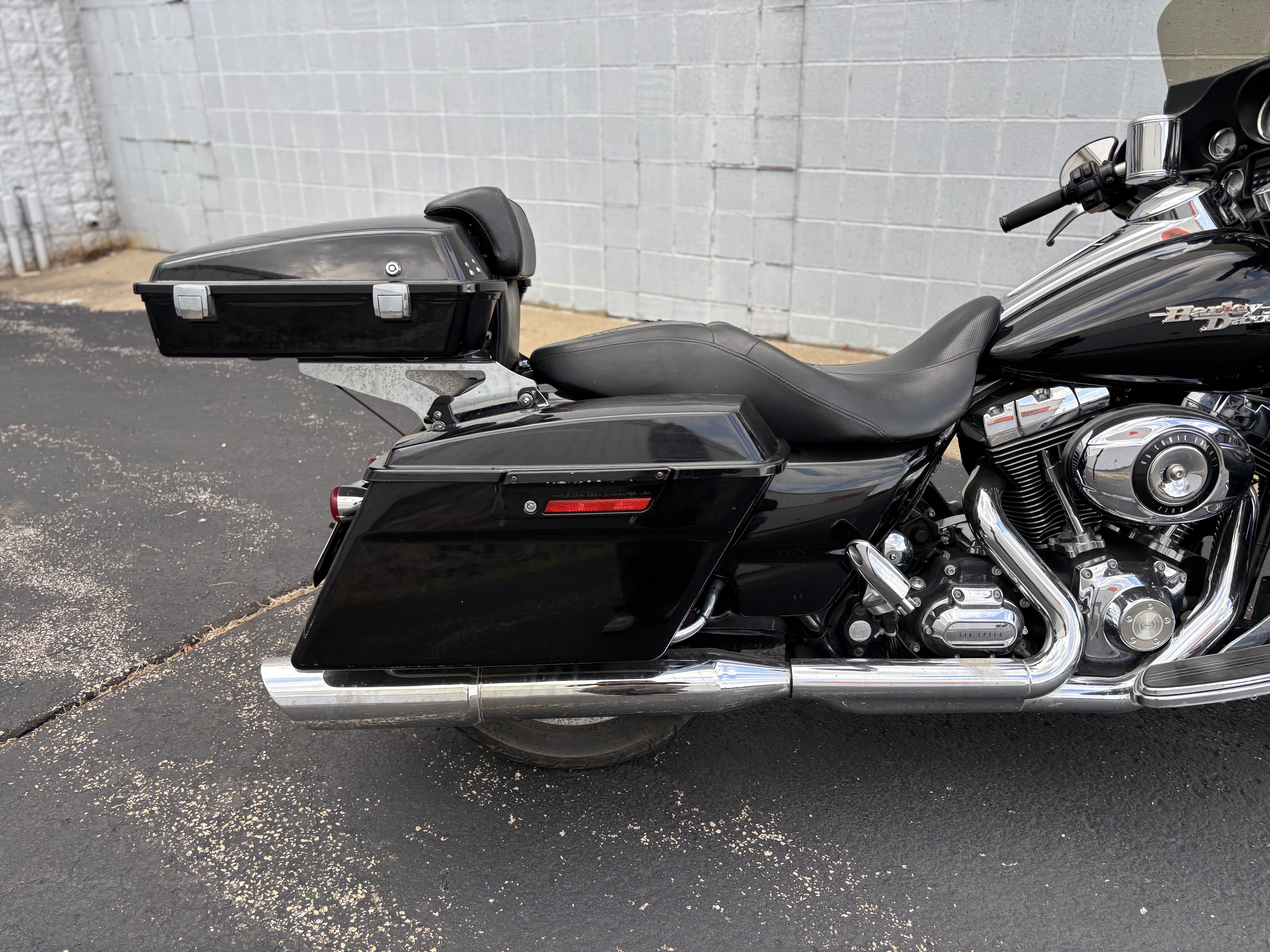 2010 Harley-Davidson® STREET GLIDE - Photo 5