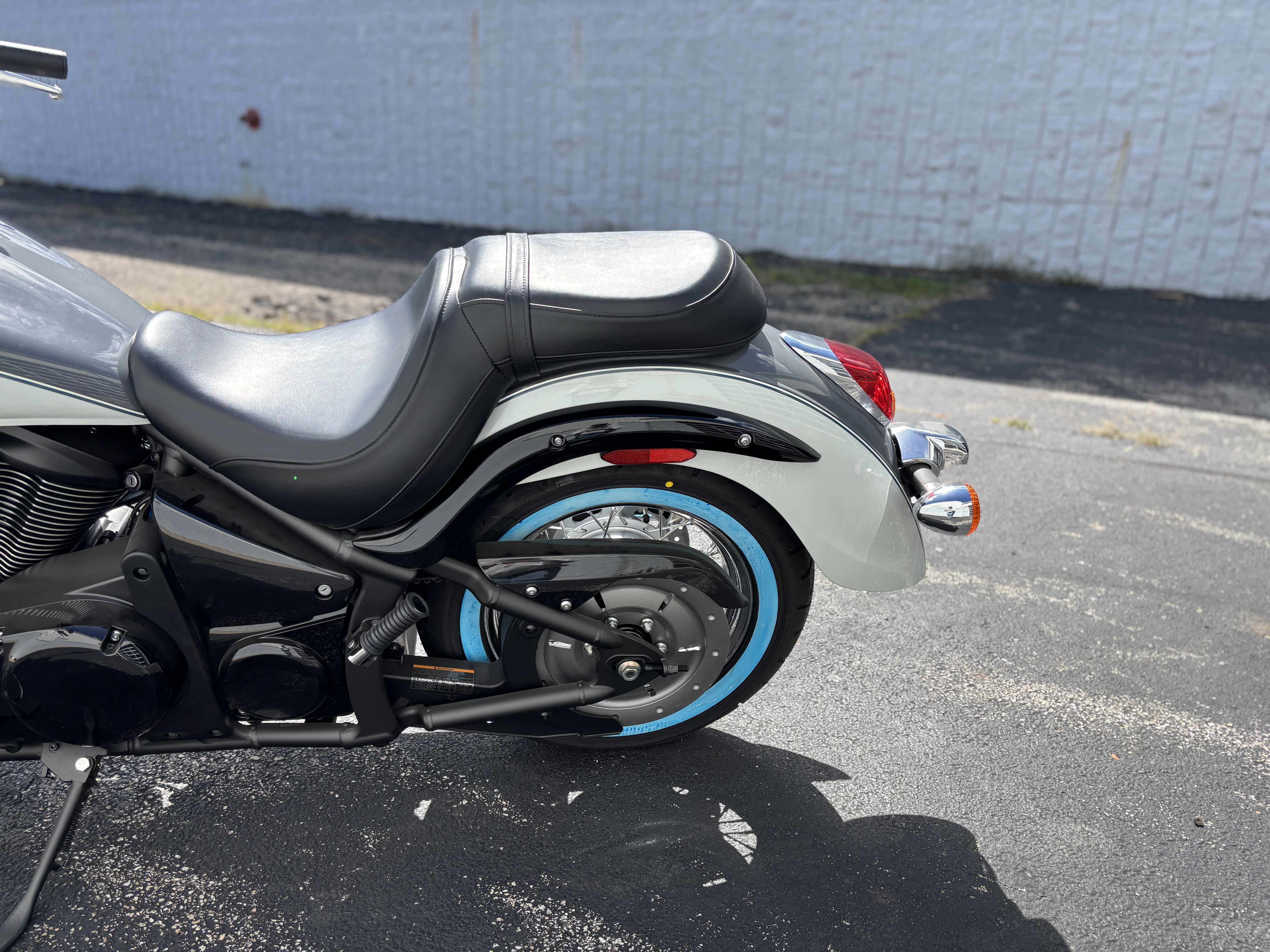 2024 Kawasaki VULCAN 900 CLASSIC - Photo 11