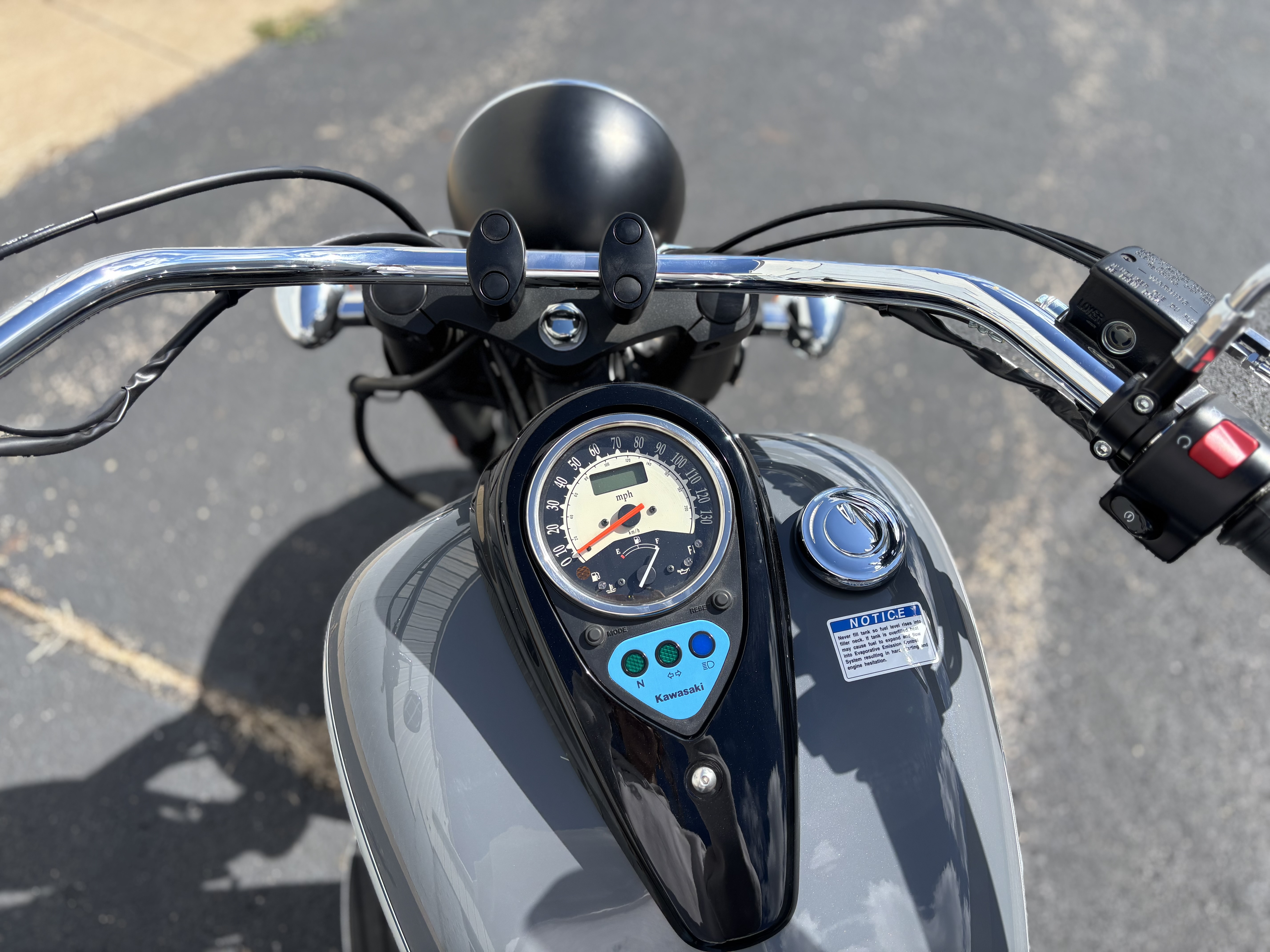 2024 Kawasaki VULCAN 900 CLASSIC - Photo 6