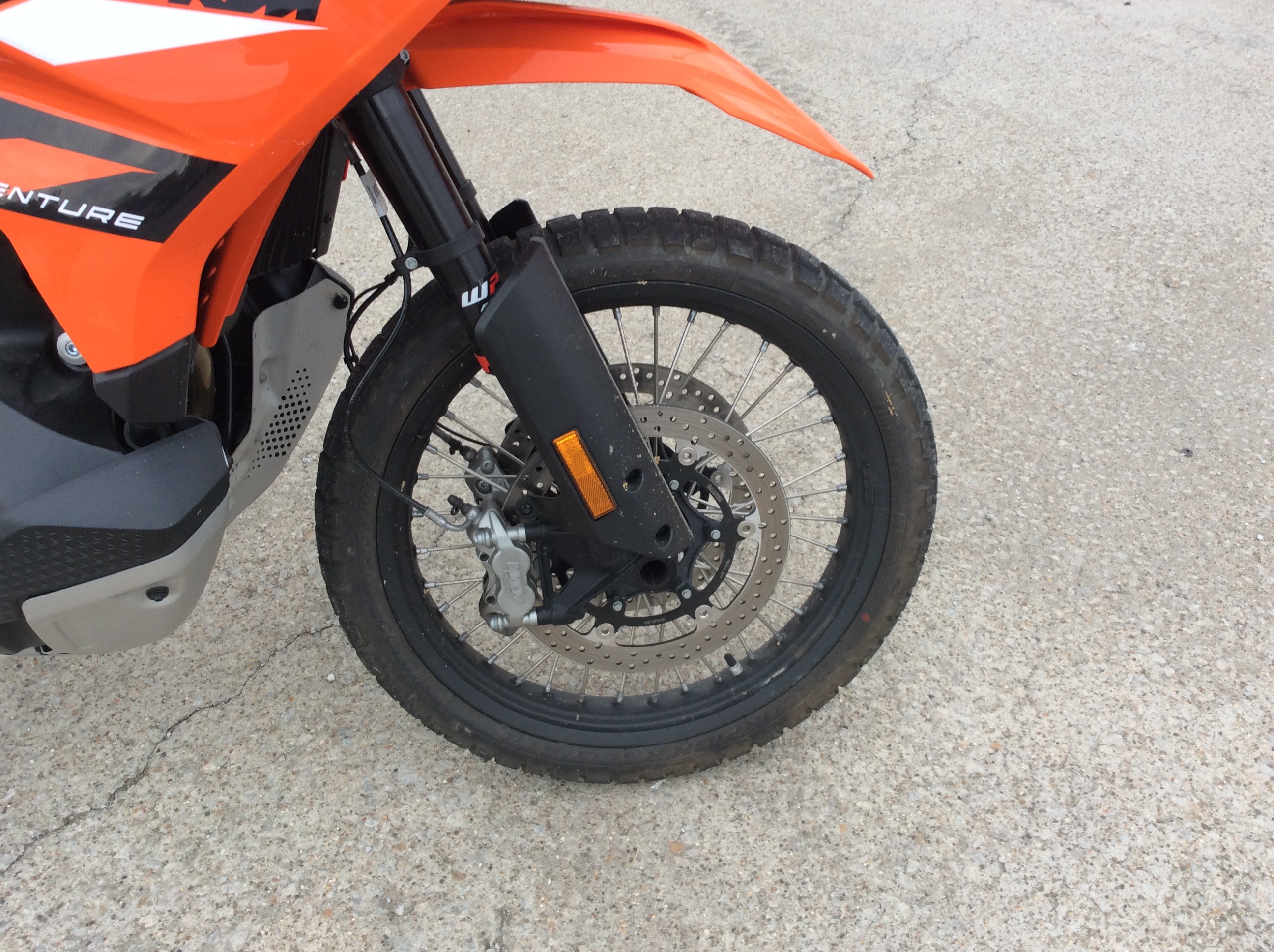 2023 KTM 890 ADVENTURE - Photo 2