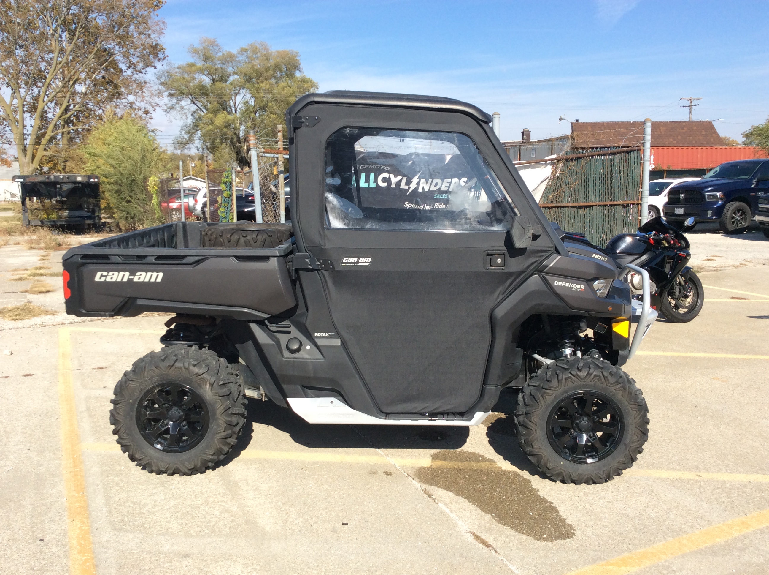 2020 Can-Am DEFENDER XTP HD 10