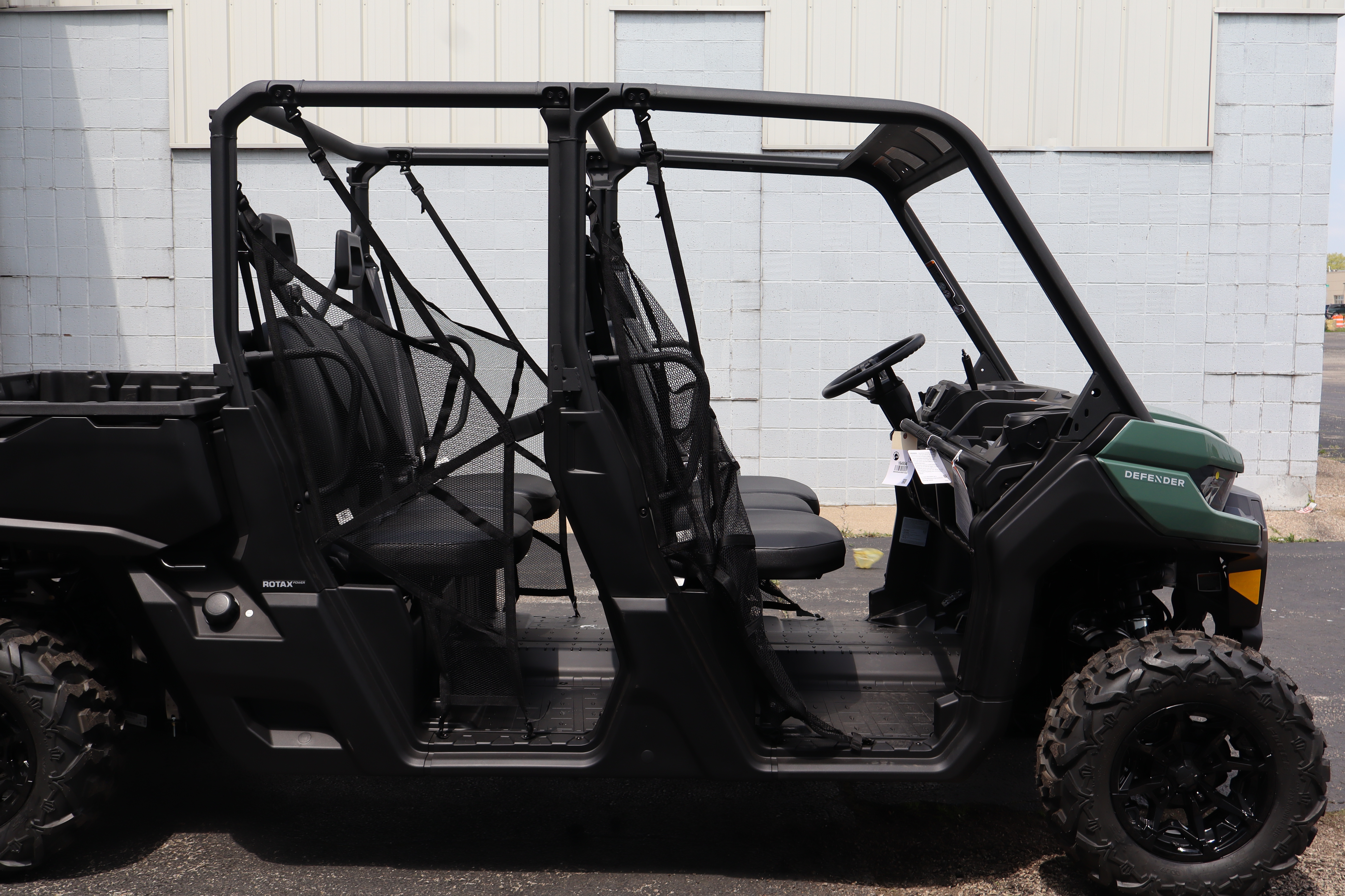 2025 Can-Am DEFENDER MAX DPS HD9 - Photo 4