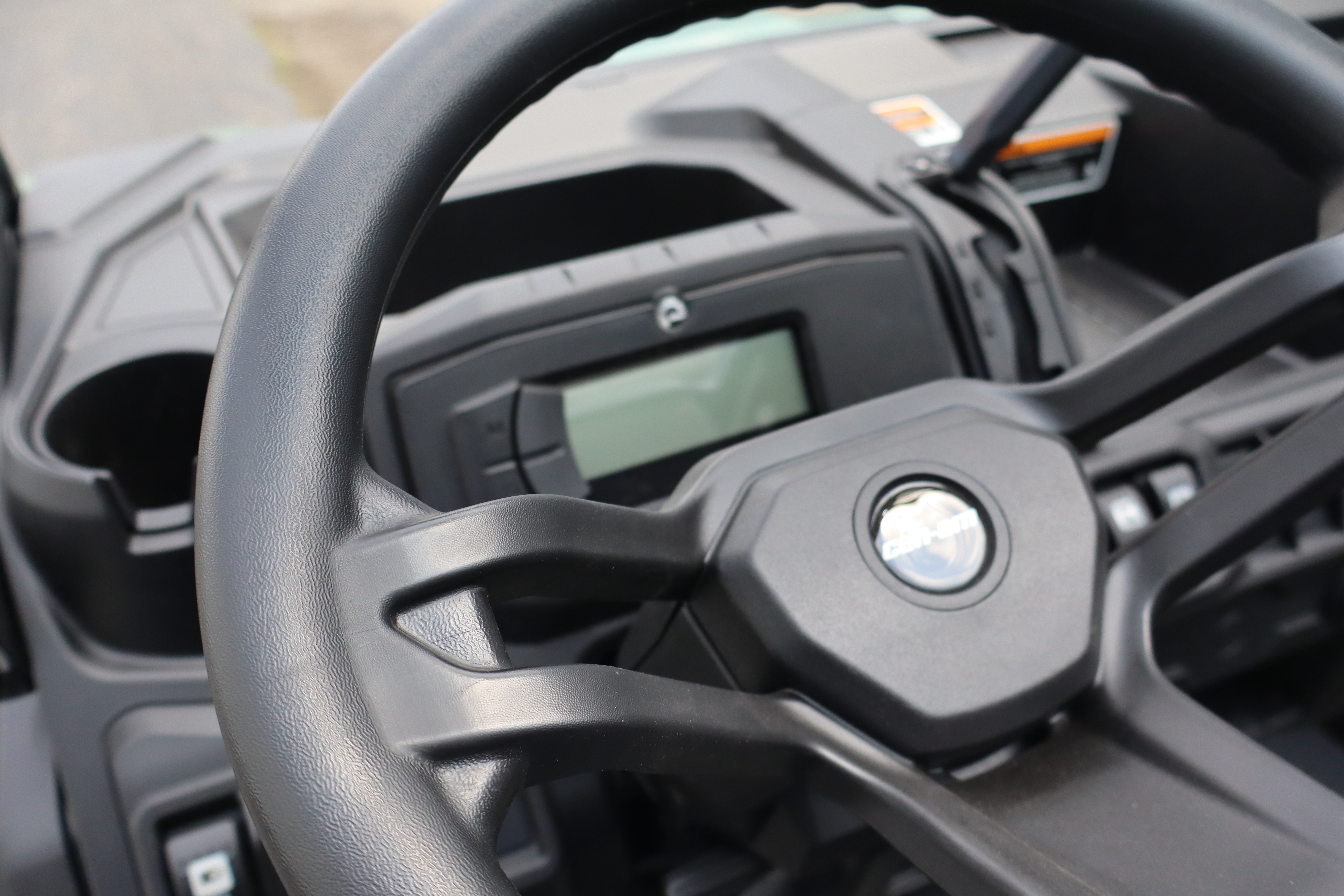 2025 Can-Am DEFENDER MAX DPS HD9 - Photo 14