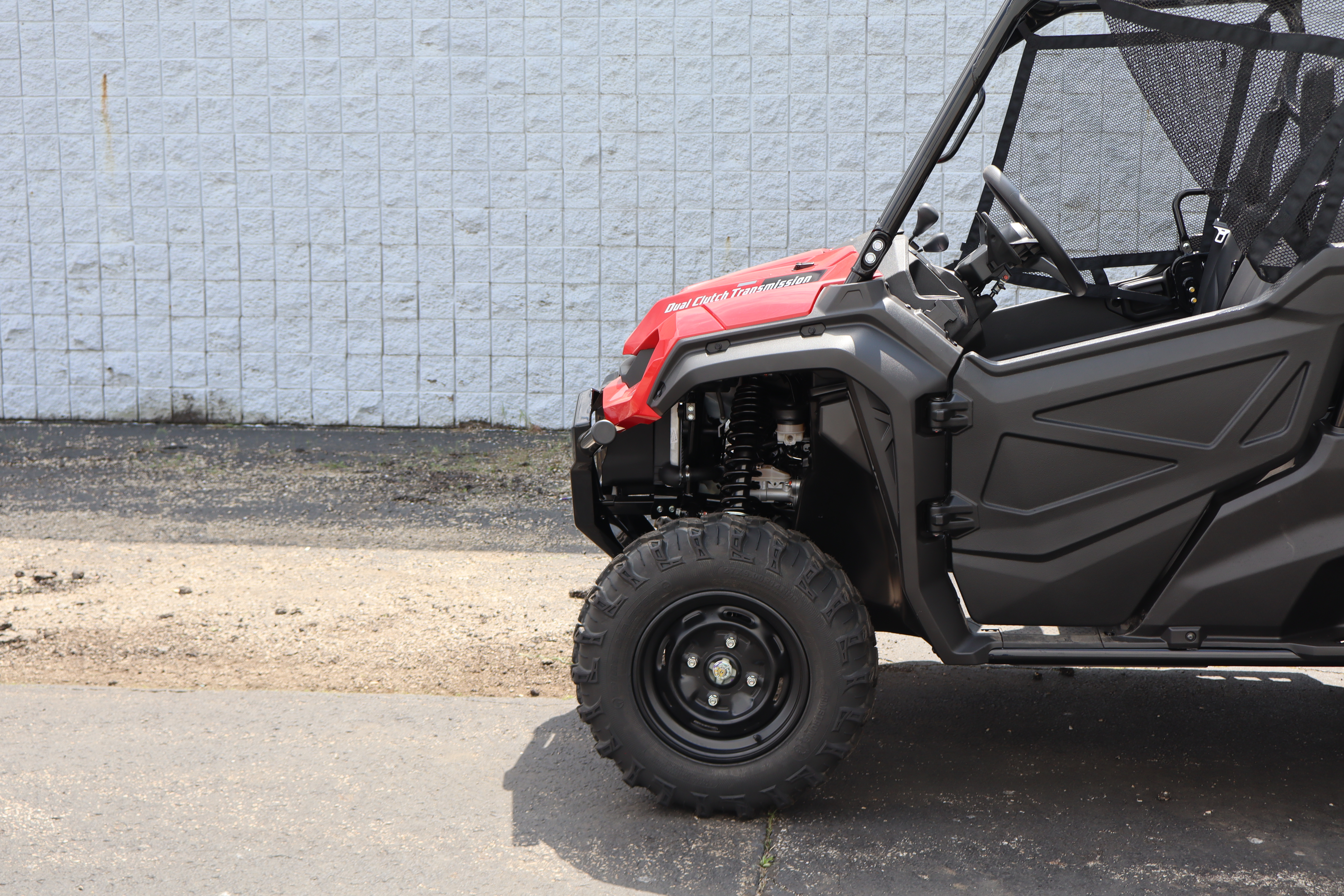 2025 Honda PIONEER 1000 - Photo 8
