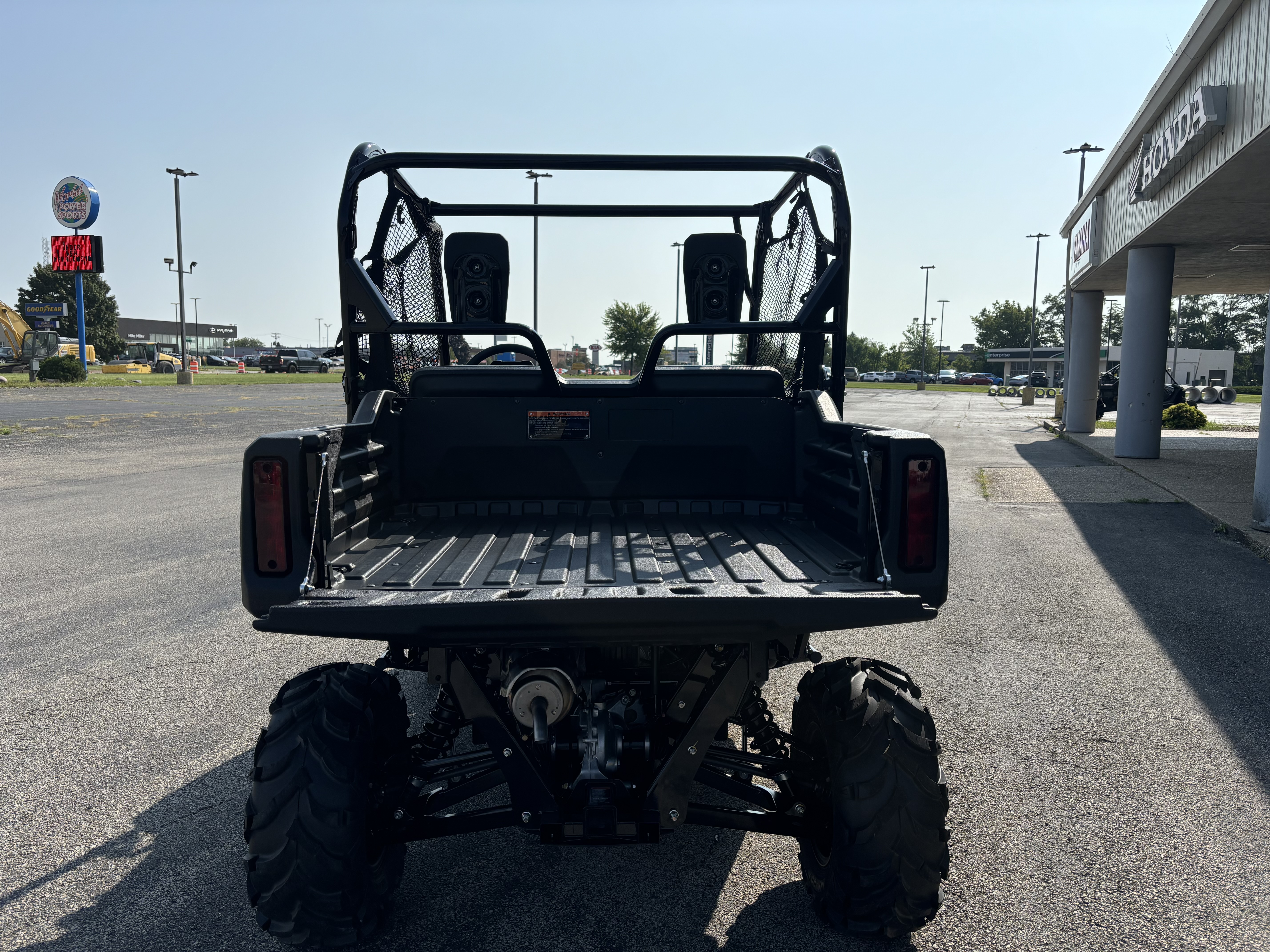 2025 Honda PIONEER 1000 - Photo 6