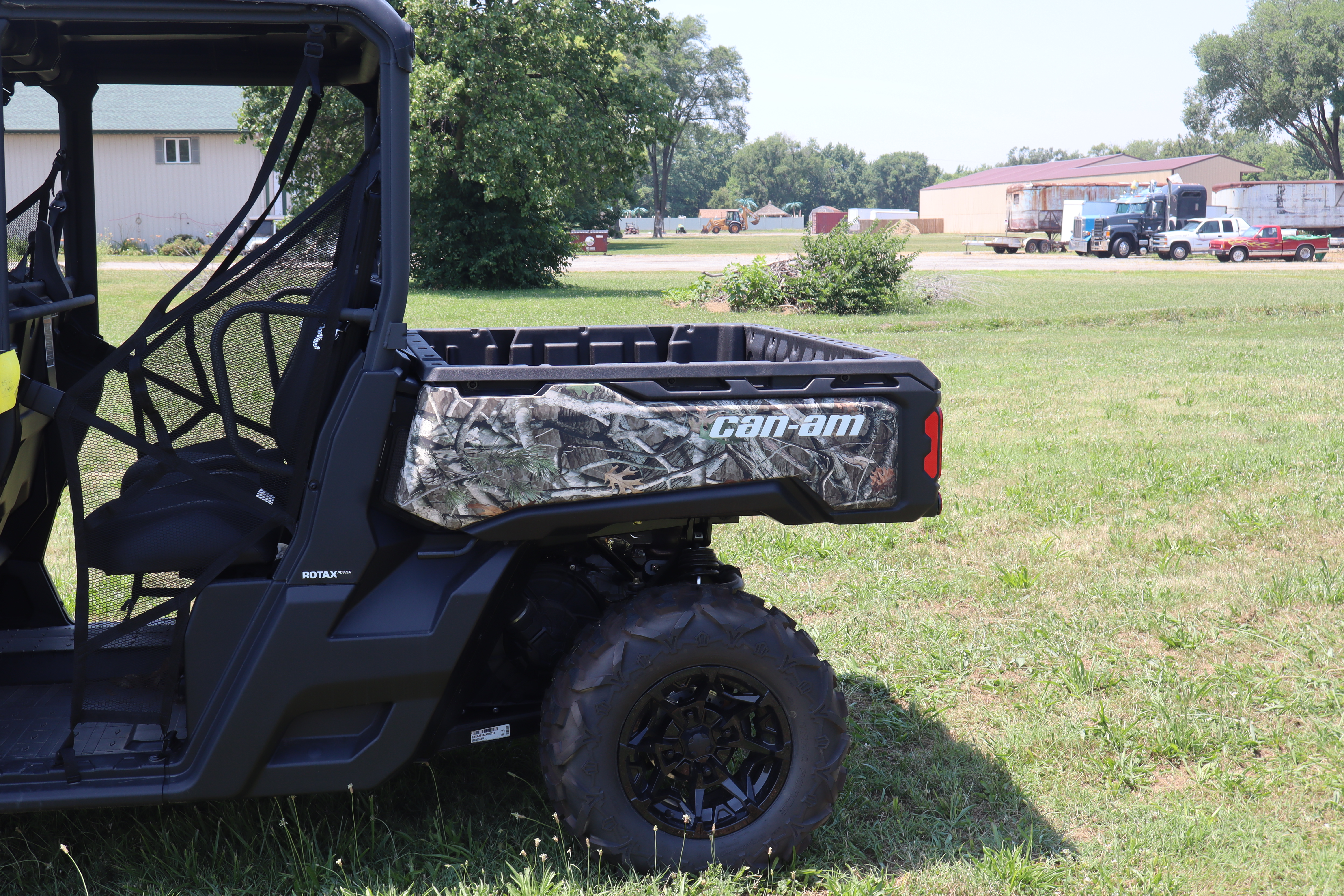 2025 Can-Am DEFENDER MAX XT HD9 - Photo 9