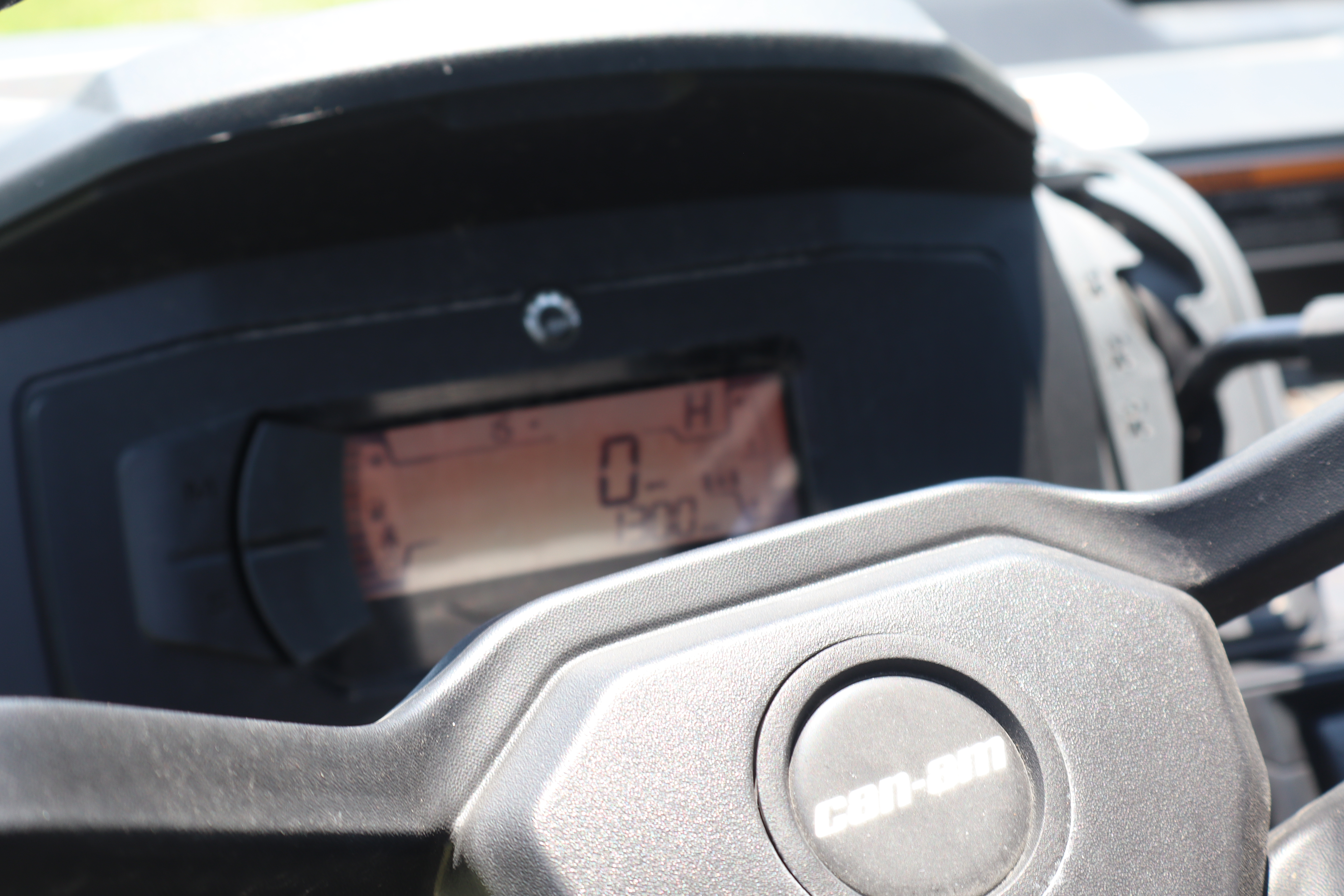 2025 Can-Am DEFENDER MAX XT HD9 - Photo 13