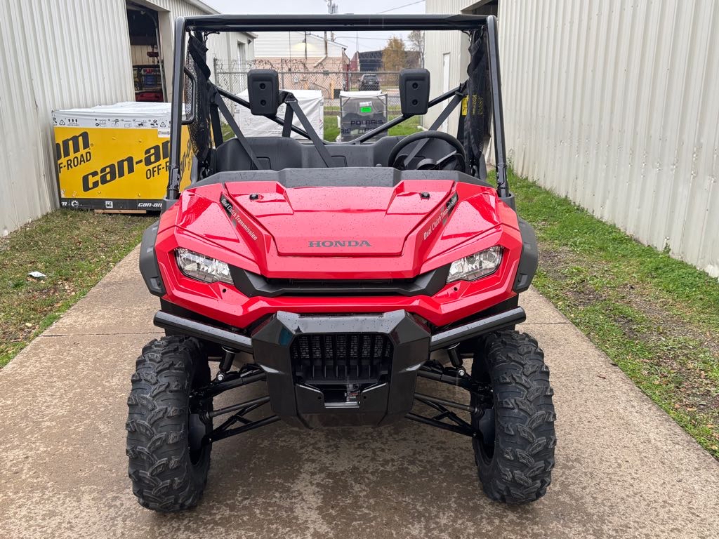2025 Honda PIONEER 1000 DELUXE - Photo 2