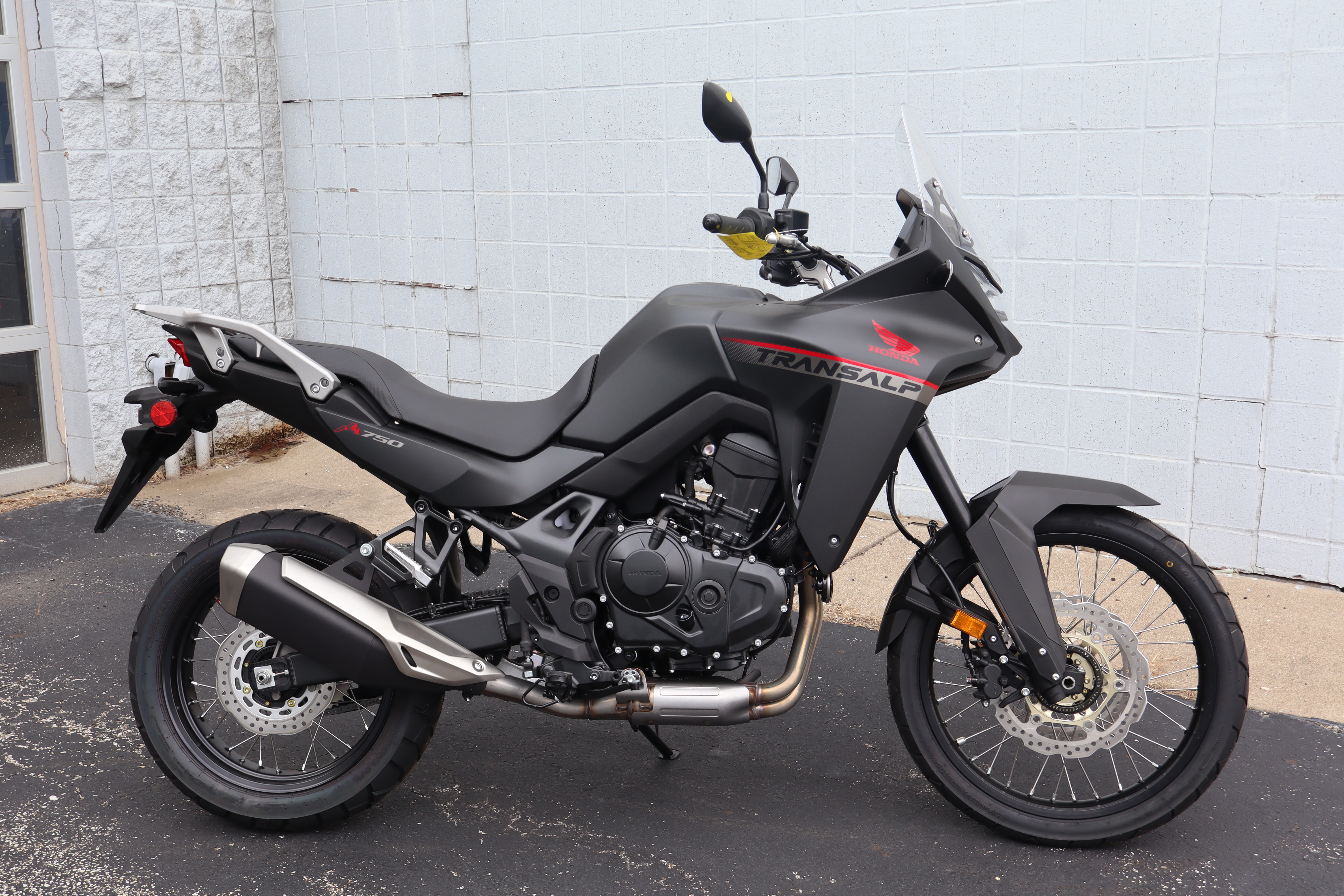 2024 Honda TRANSALP 750 - Photo 2