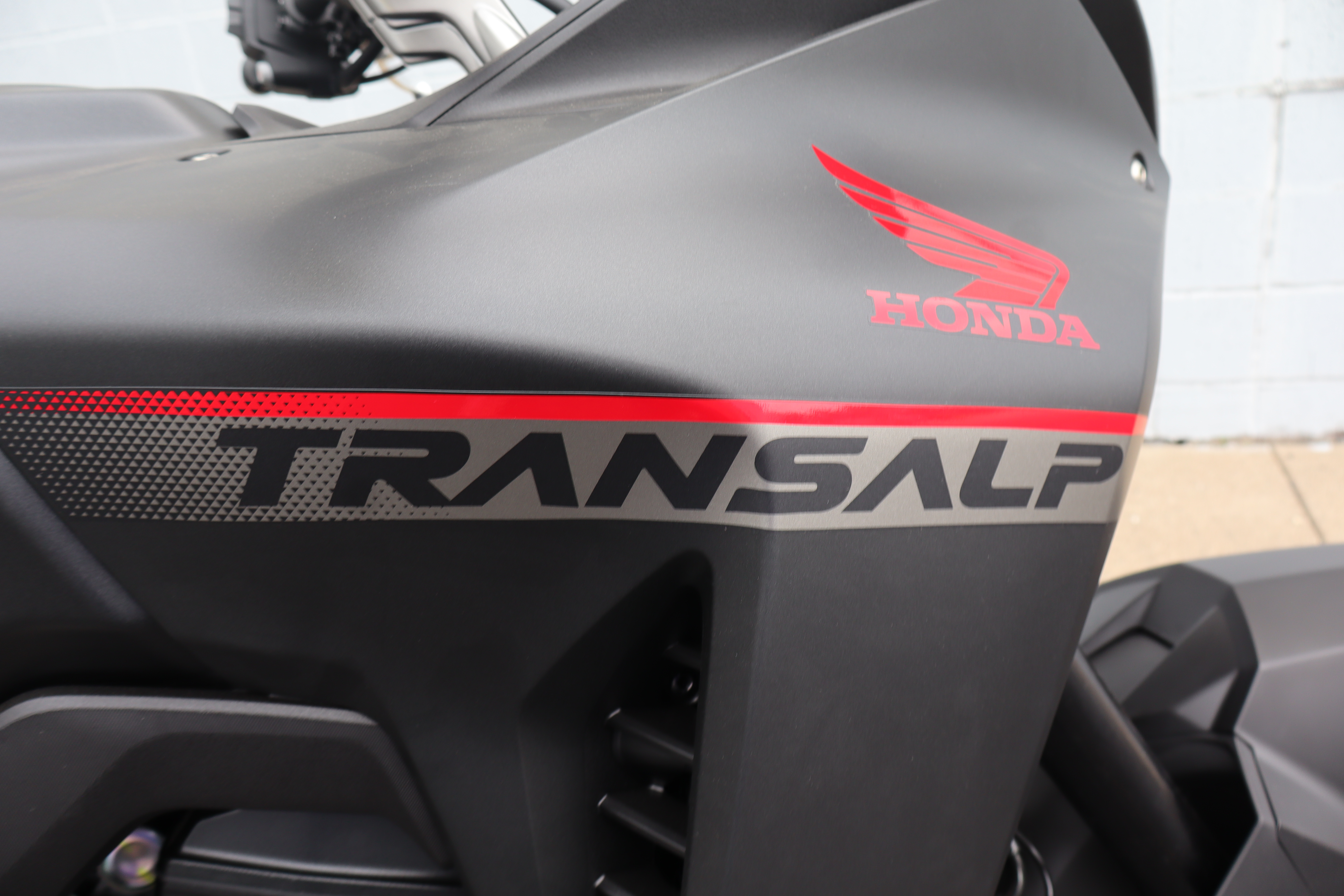 2024 Honda TRANSALP 750 - Photo 17