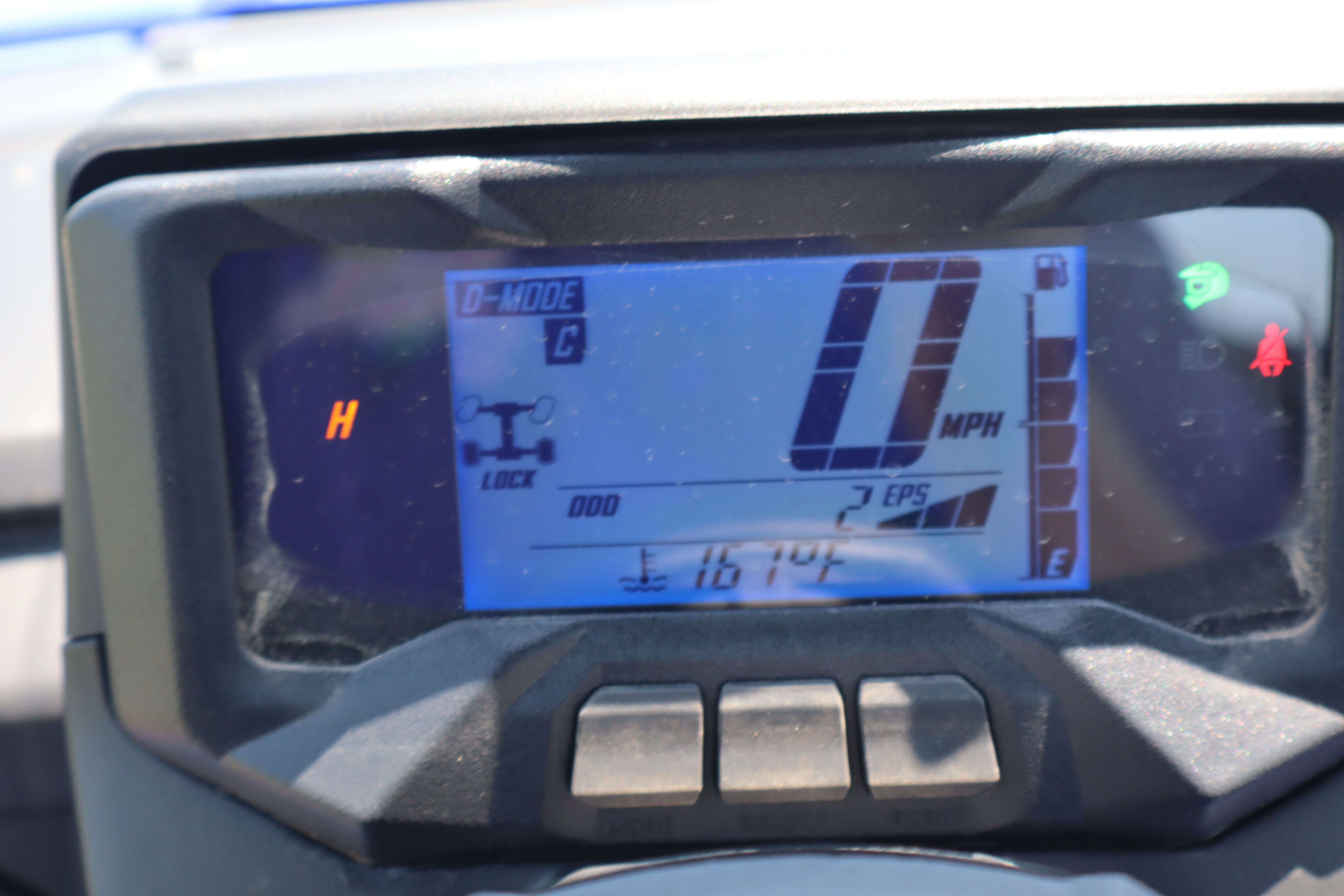 2025 Yamaha WOLVERINE RMAX2 1000 SPORT - Photo 13