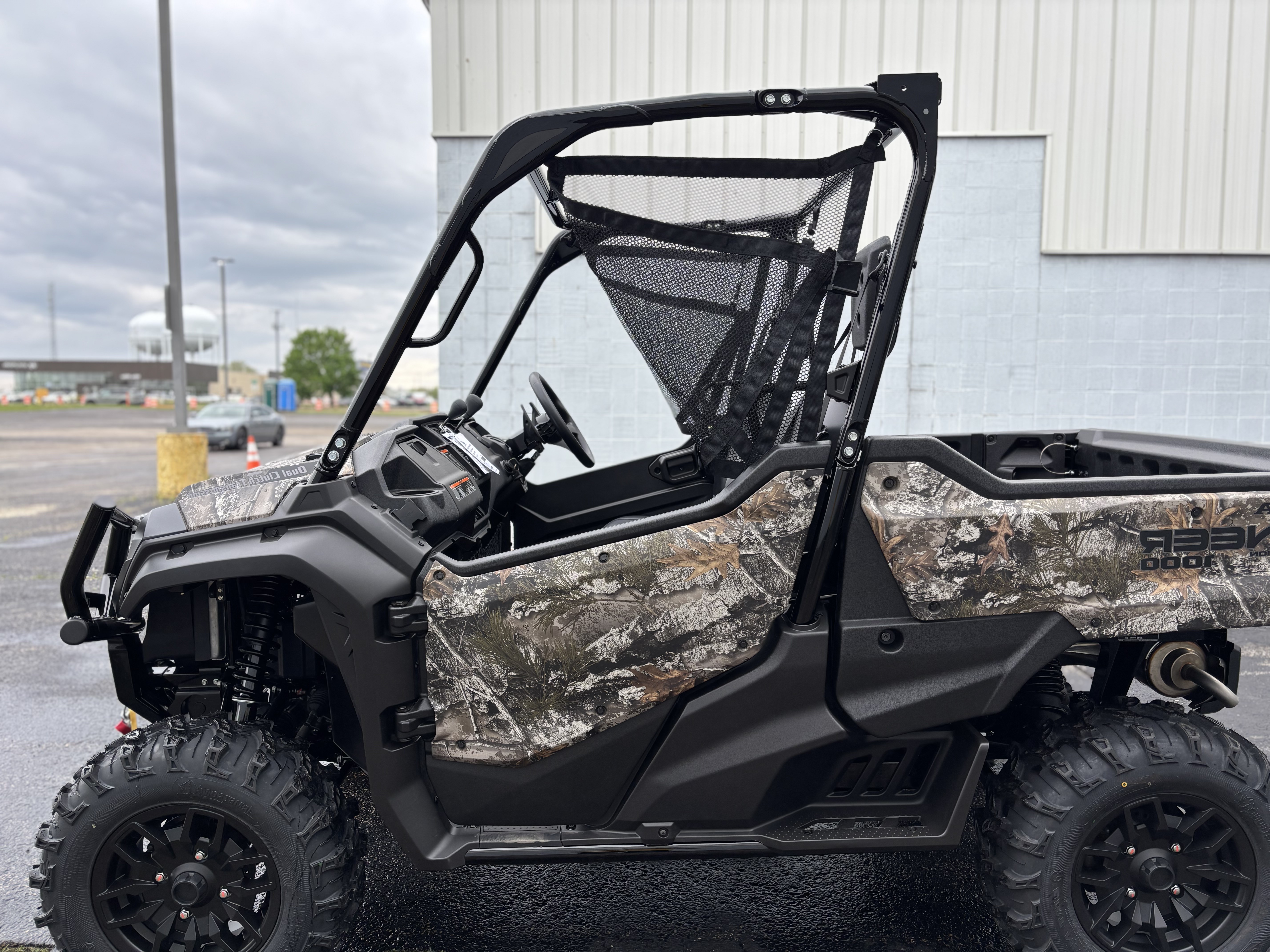 2025 Honda Pioneer 1000 Forest - Photo 9