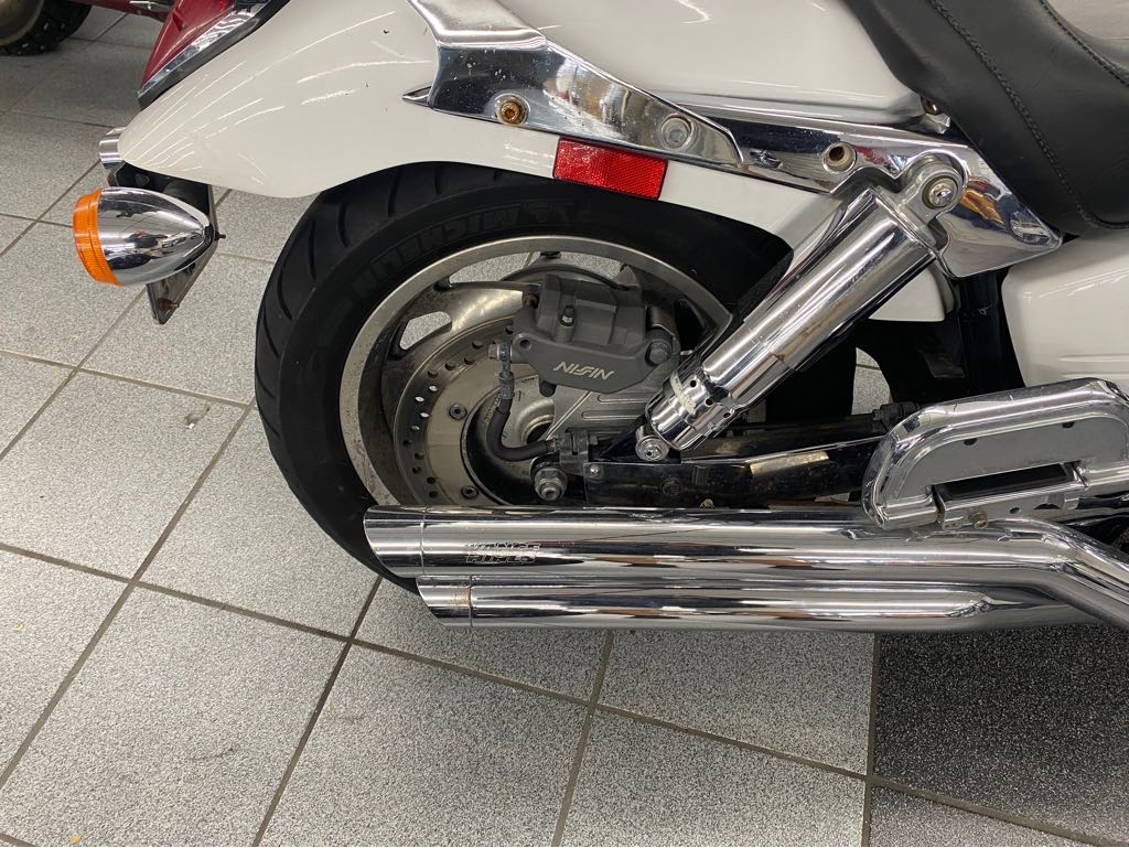 2001 Honda VTX 1800 - Photo 2