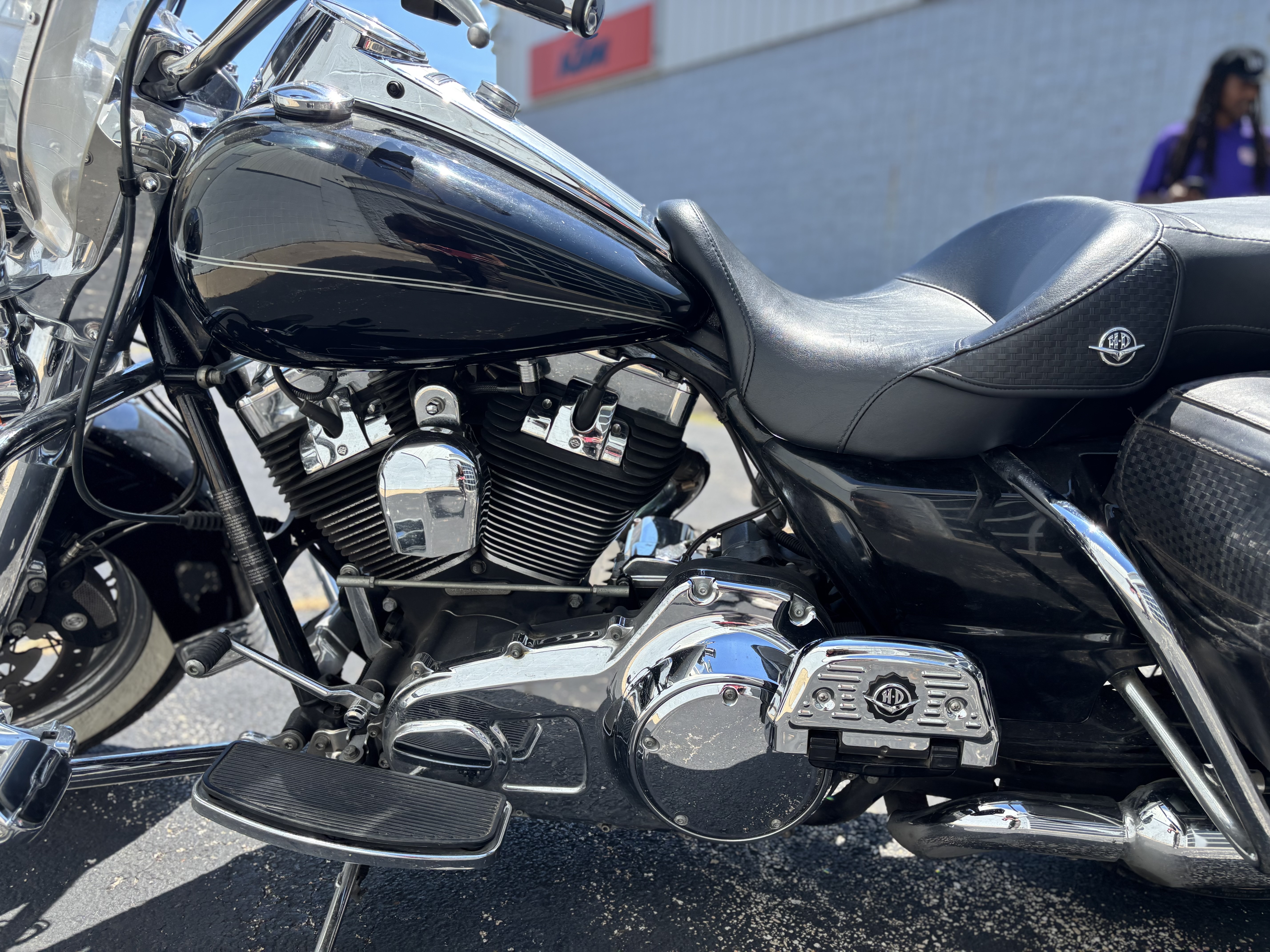 2010 Harley-Davidson® FLHRC ROAD KING CLASSIC - Photo 10