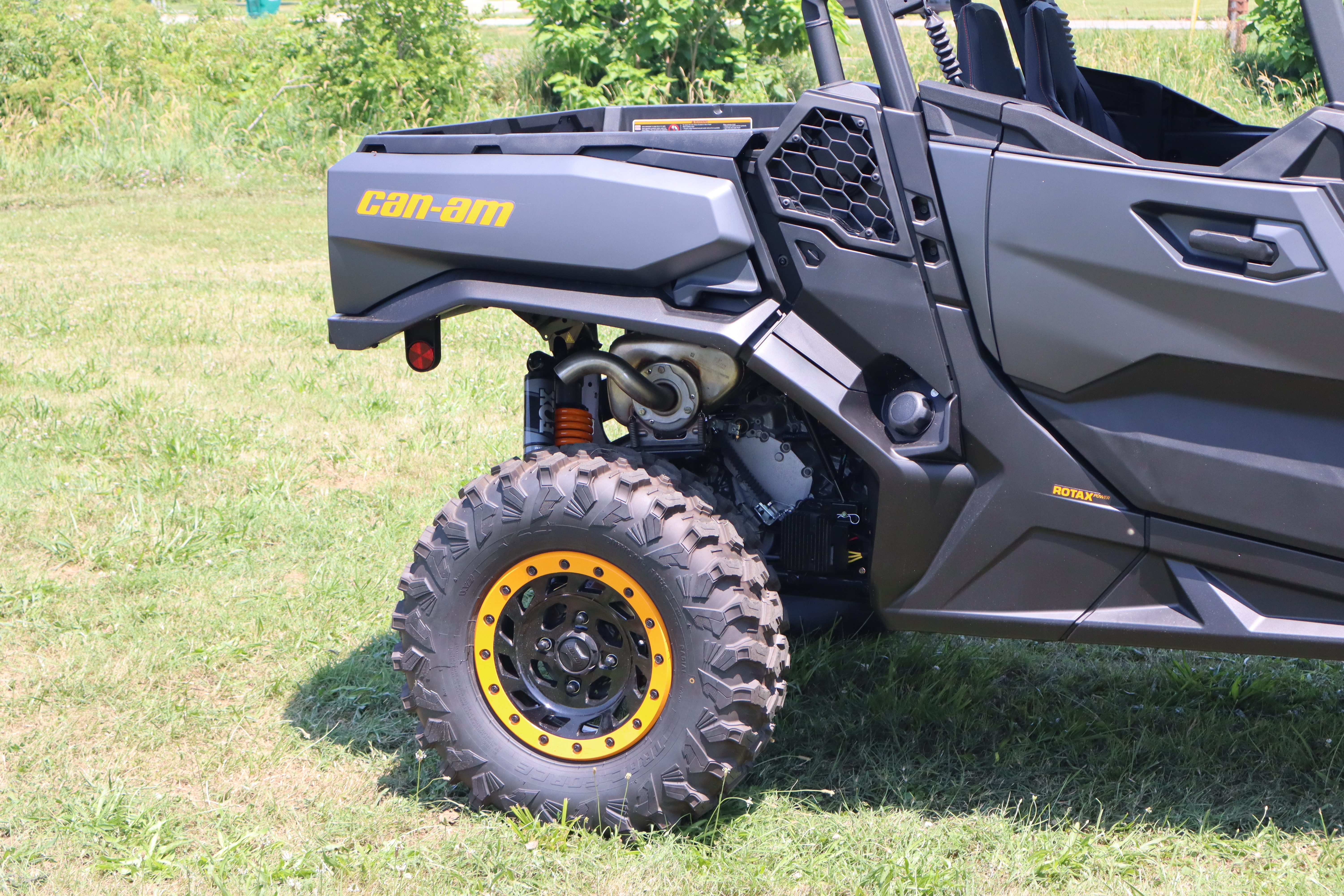 2025 Can-Am COMMANDER MAX XT-P 1000R - Photo 5