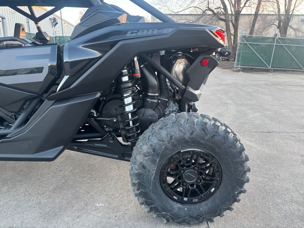 2025 Can-Am MAVERICK MAX X3  XRS 72 TURBO RR - Photo 2