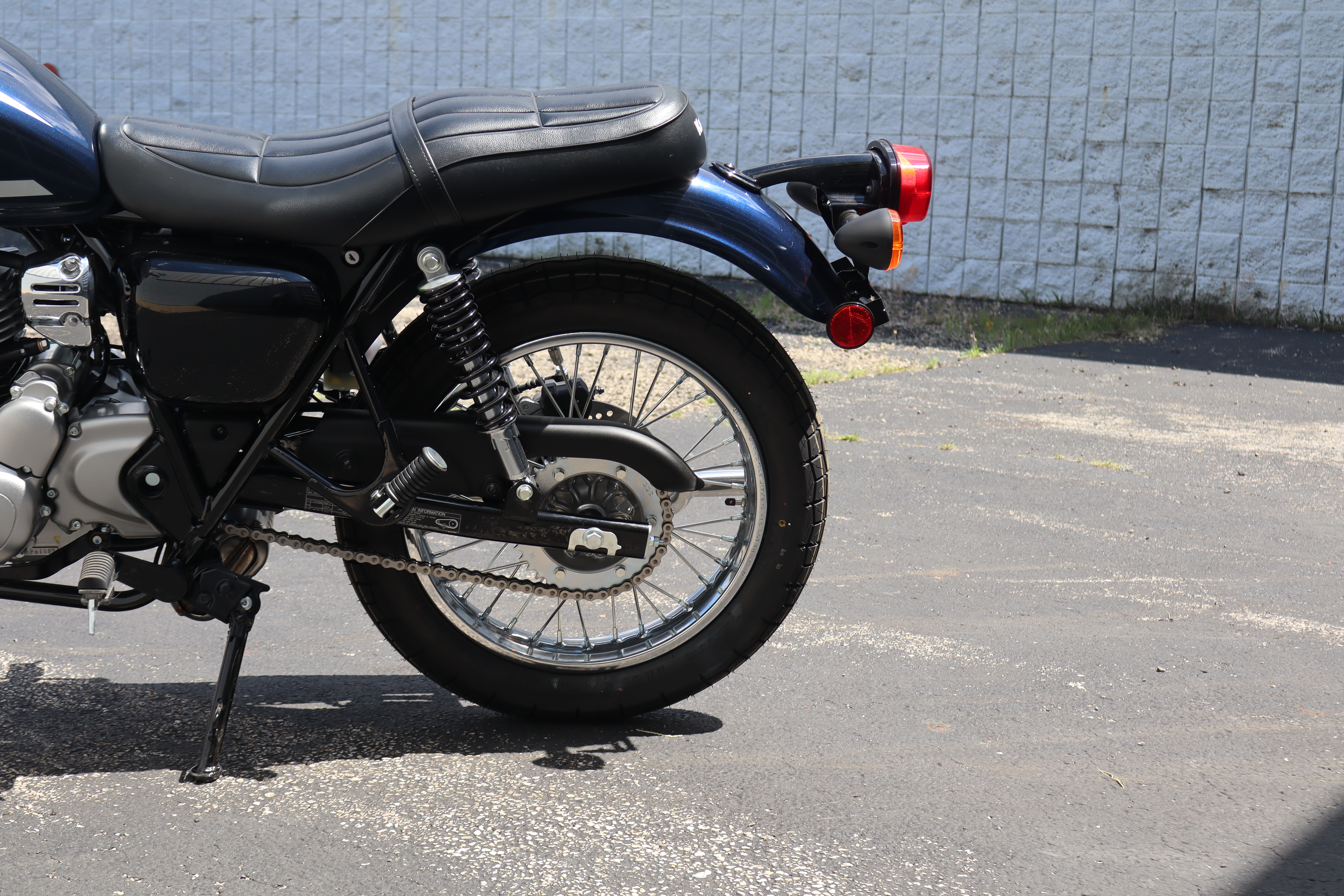 2025 Kawasaki W 230 ABS - Photo 9