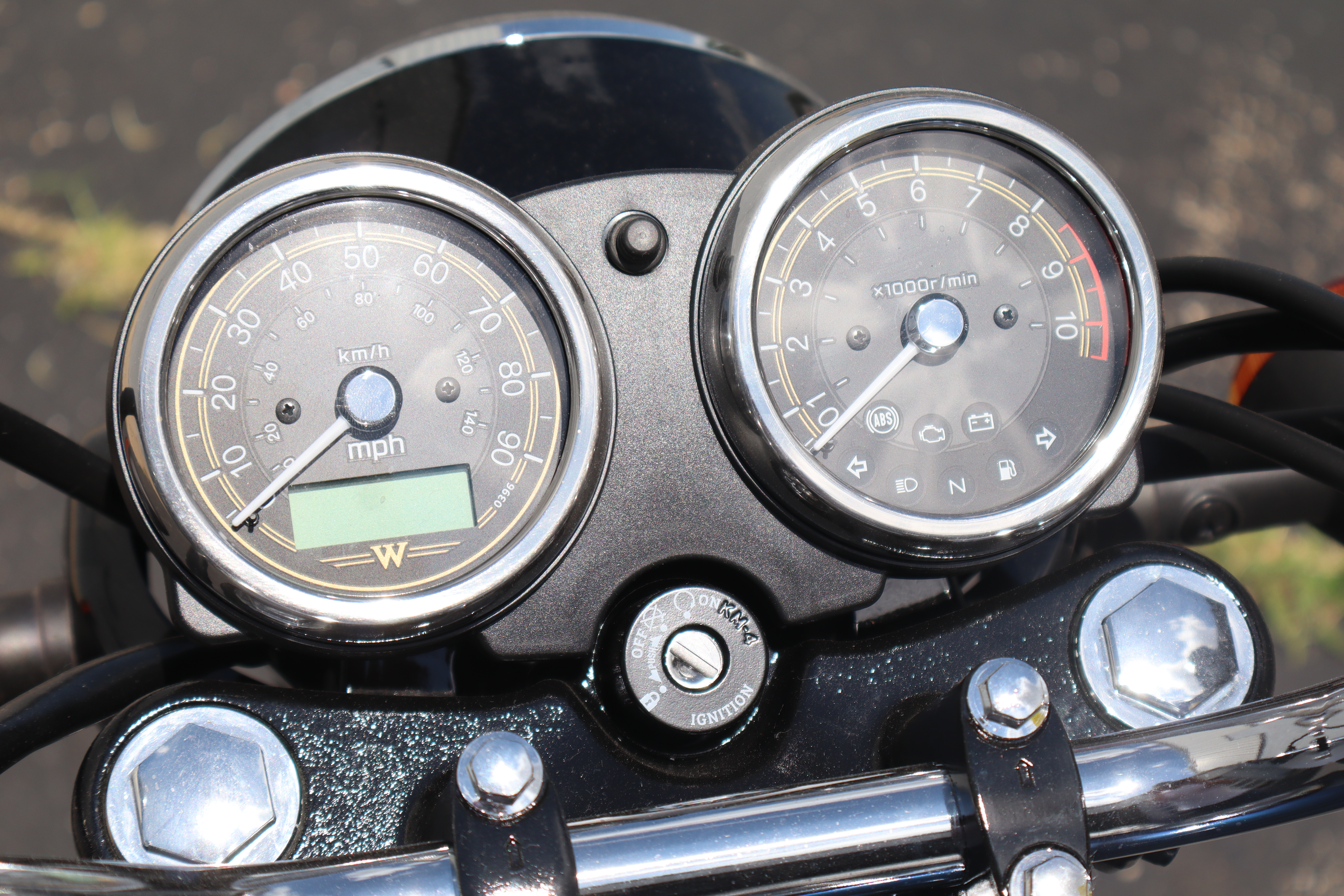 2025 Kawasaki W 230 ABS - Photo 13