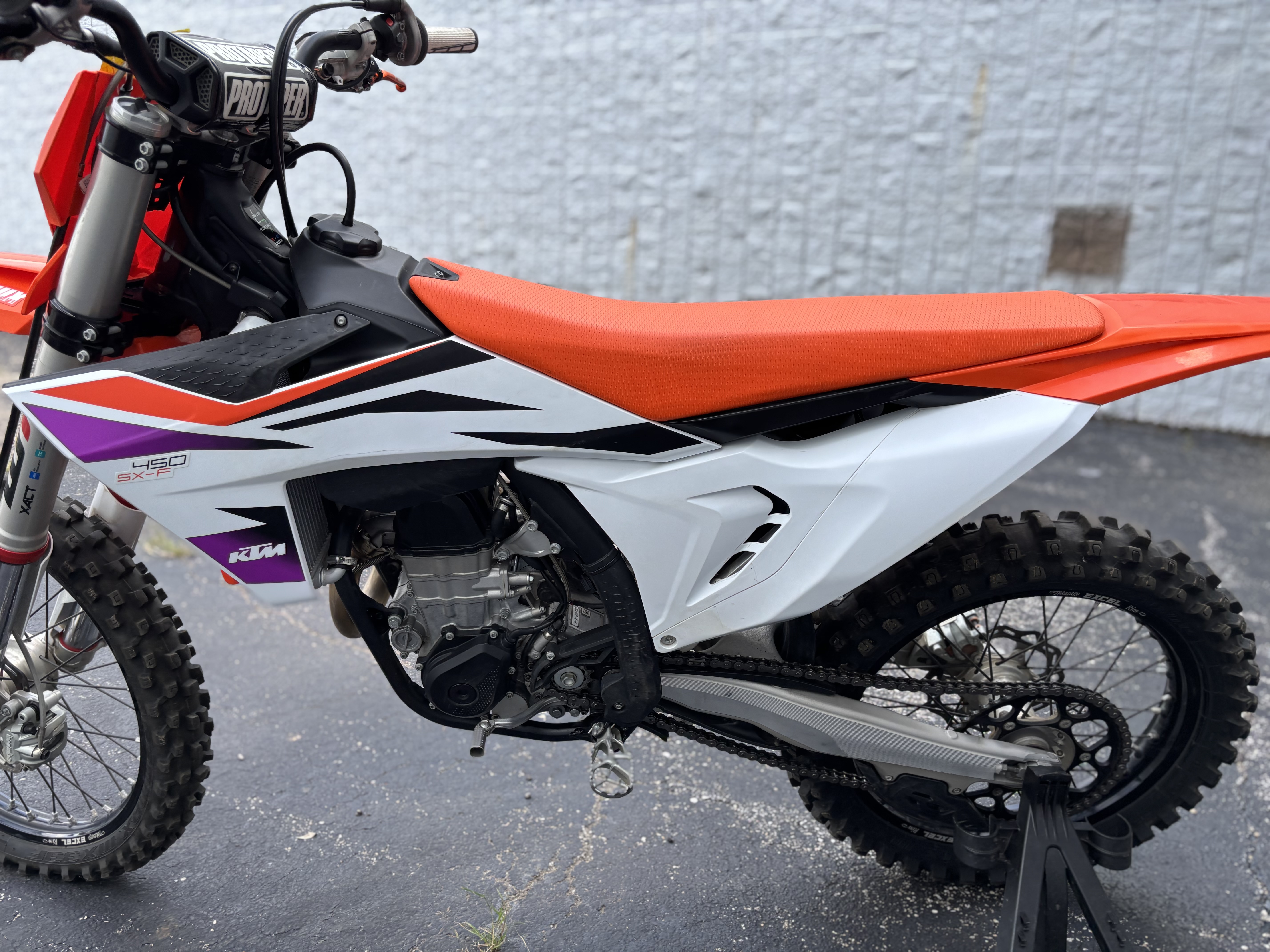 2024 KTM SX 450 F - Photo 9