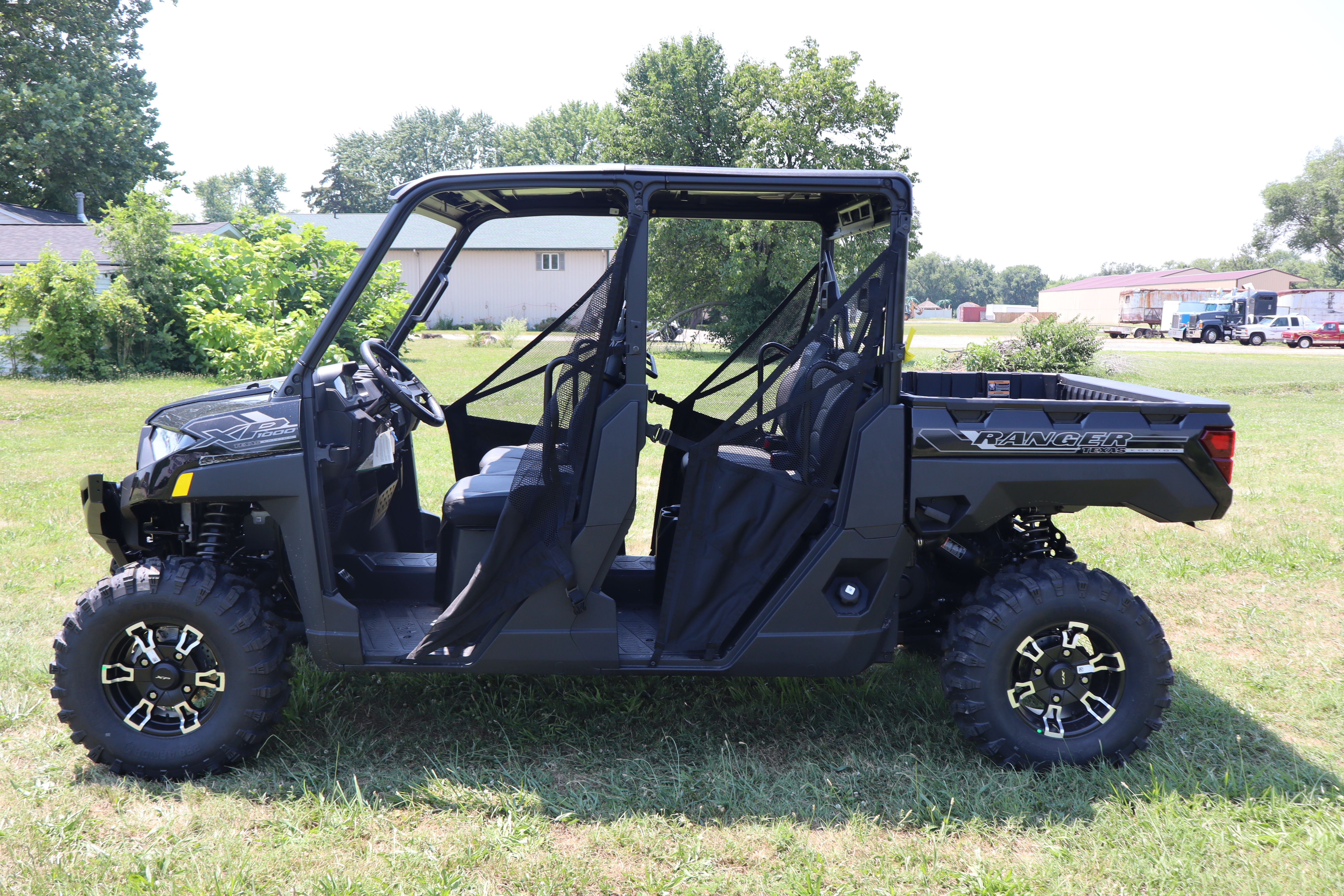 2025 Polaris RANGER CREW XP 1000 TEXAS ED - Photo 6