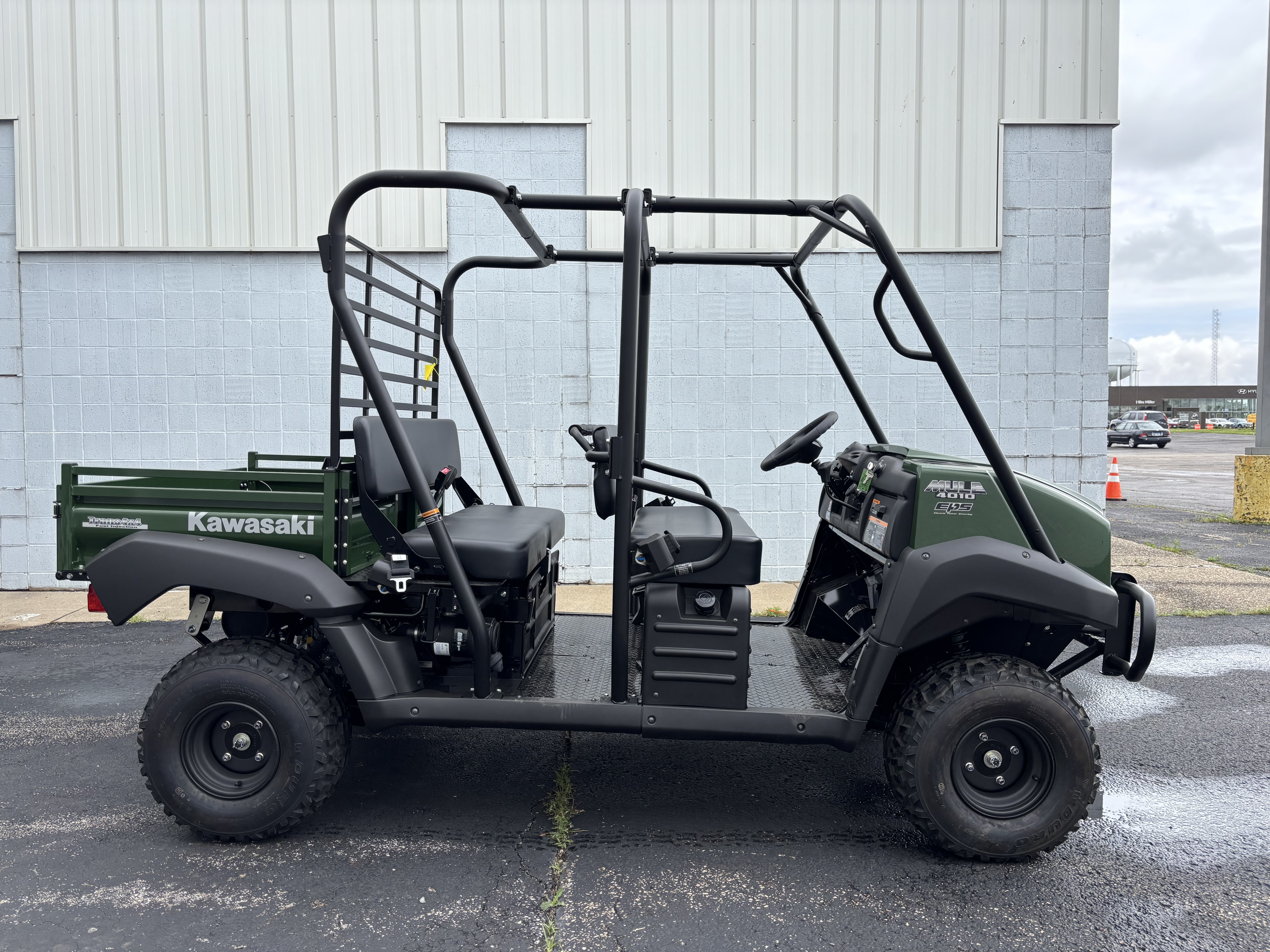 2025 Kawasaki MULE 4010 TRANS4X4 - Photo 2