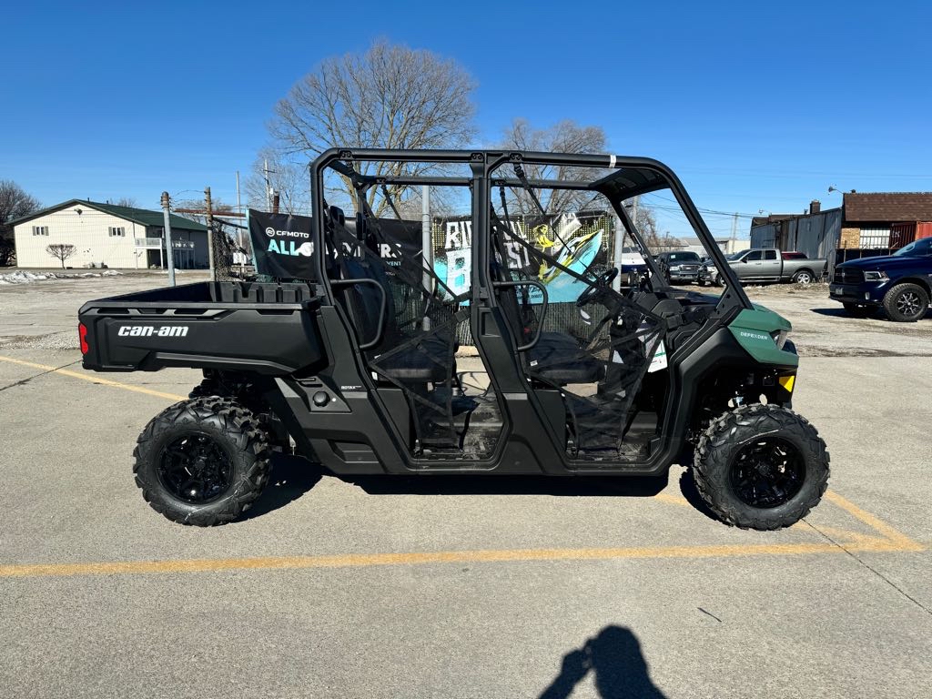 2025 Can-Am DEFENDER MAX DPS HD7