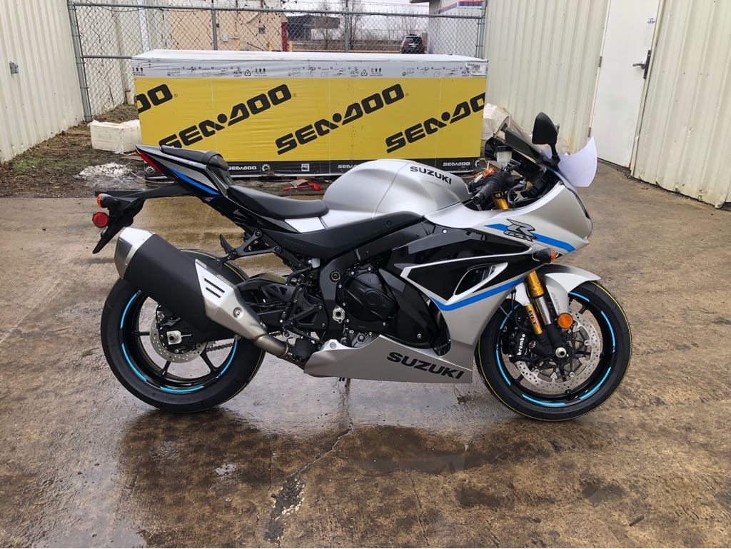 2025 Suzuki GSX-R 1000R