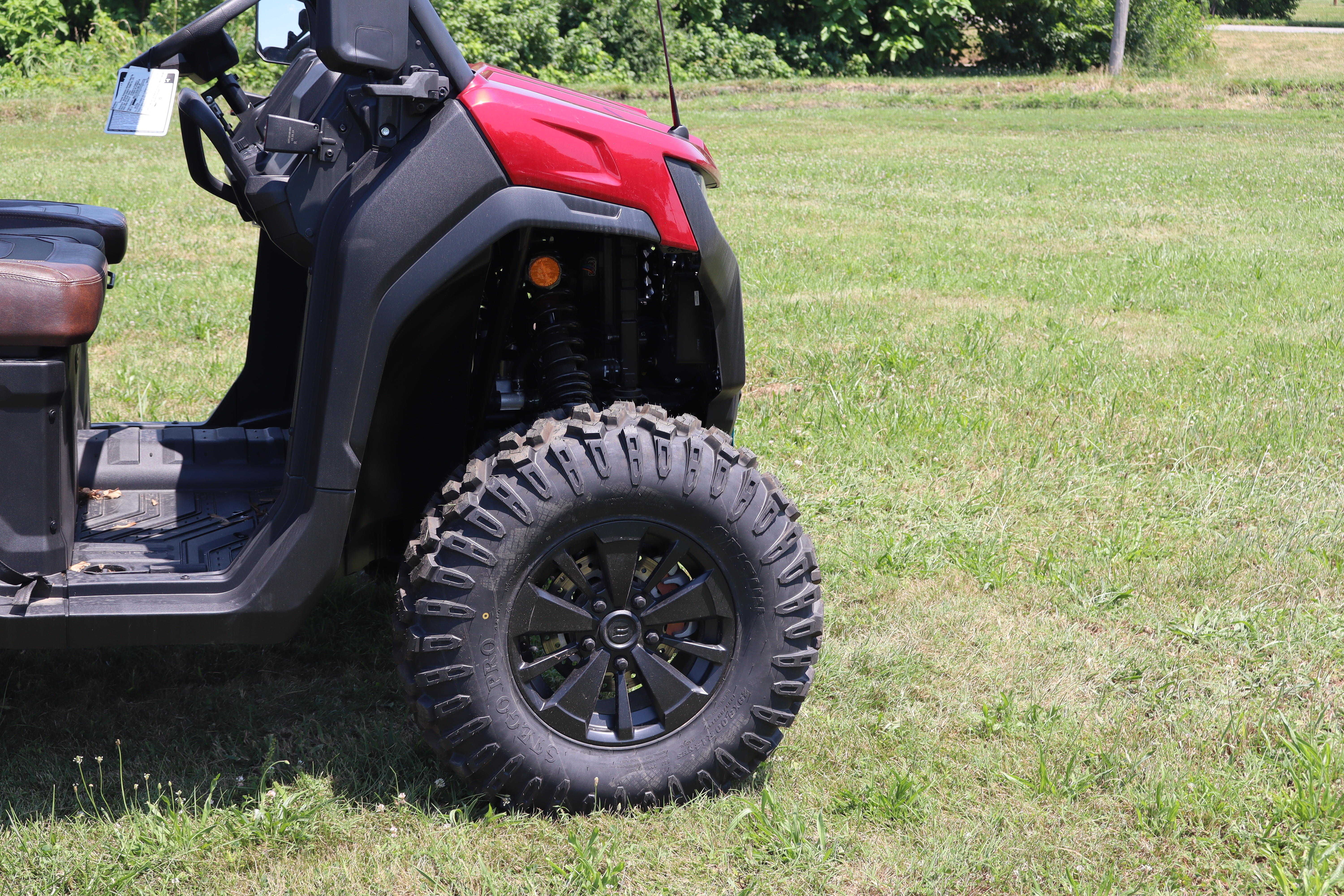 2025 CFMOTO UFORCE U10 PRO - Photo 3