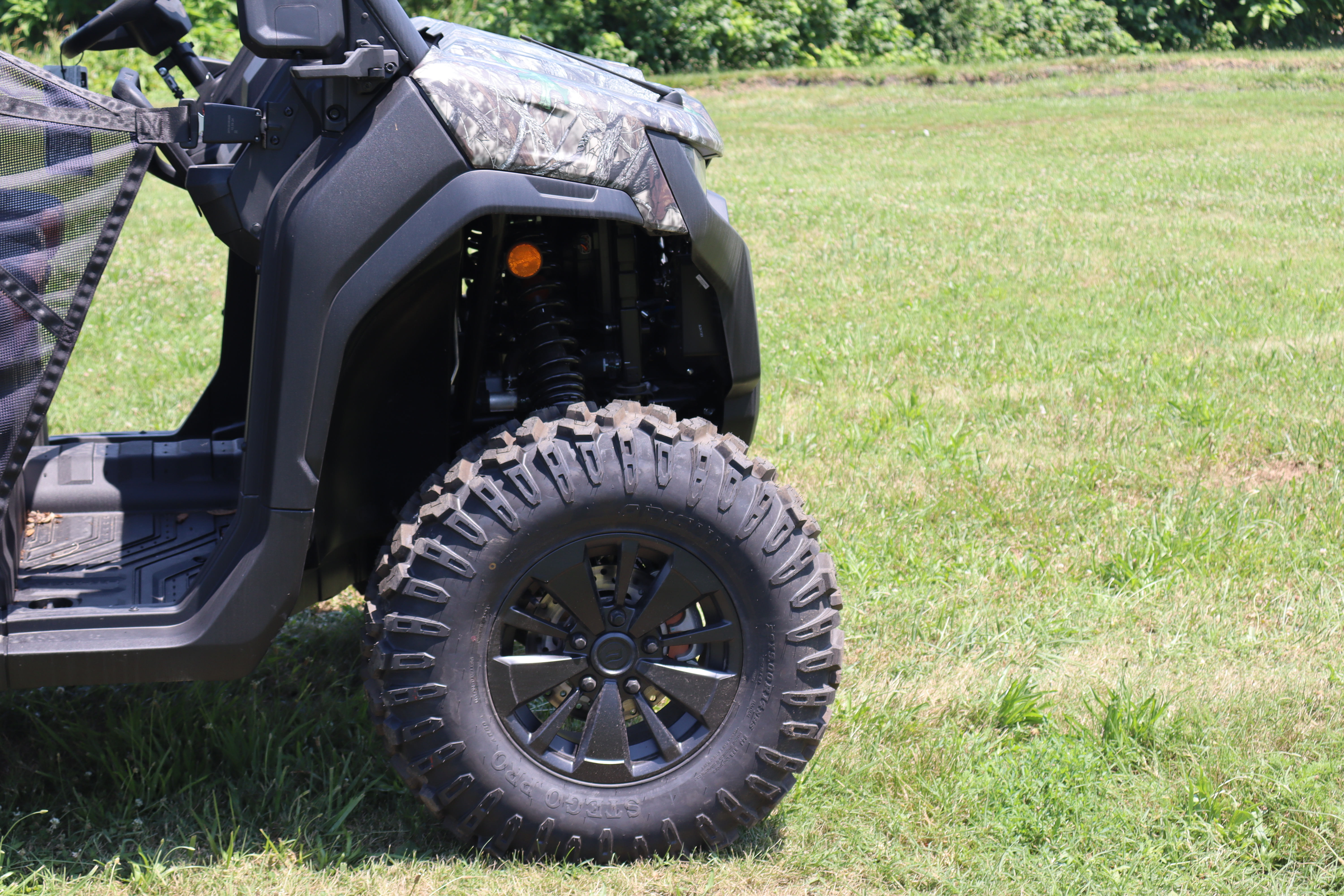 2025 CFMOTO UFORCE U10 PRO - Photo 3