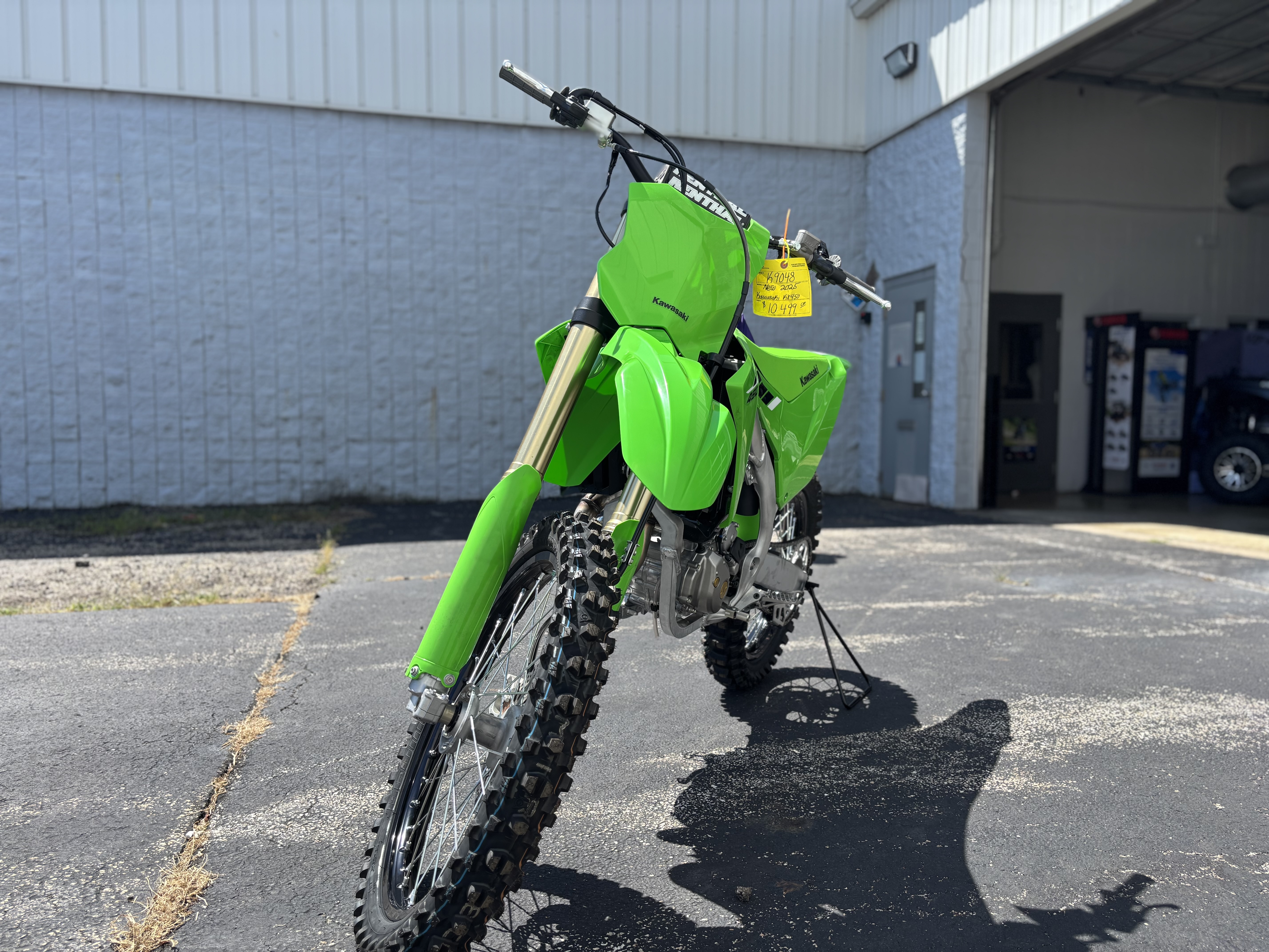 2025 Kawasaki KX 450 - Photo 12