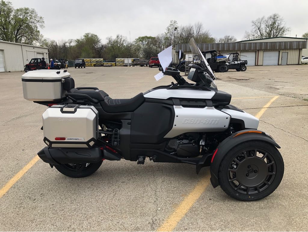 2025 Can-Am CANYON XT