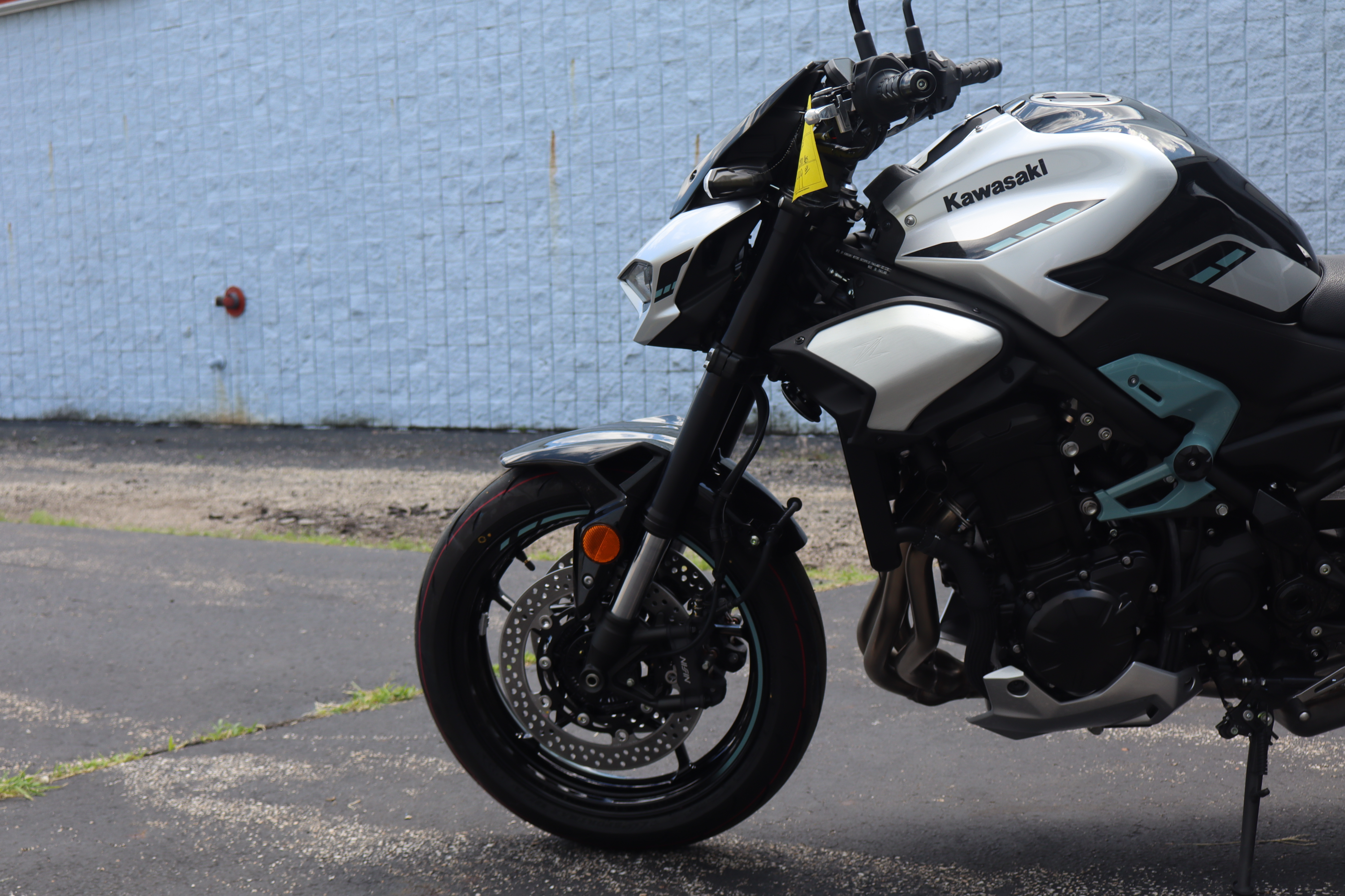 2025 Kawasaki Z900 ABS - Photo 7