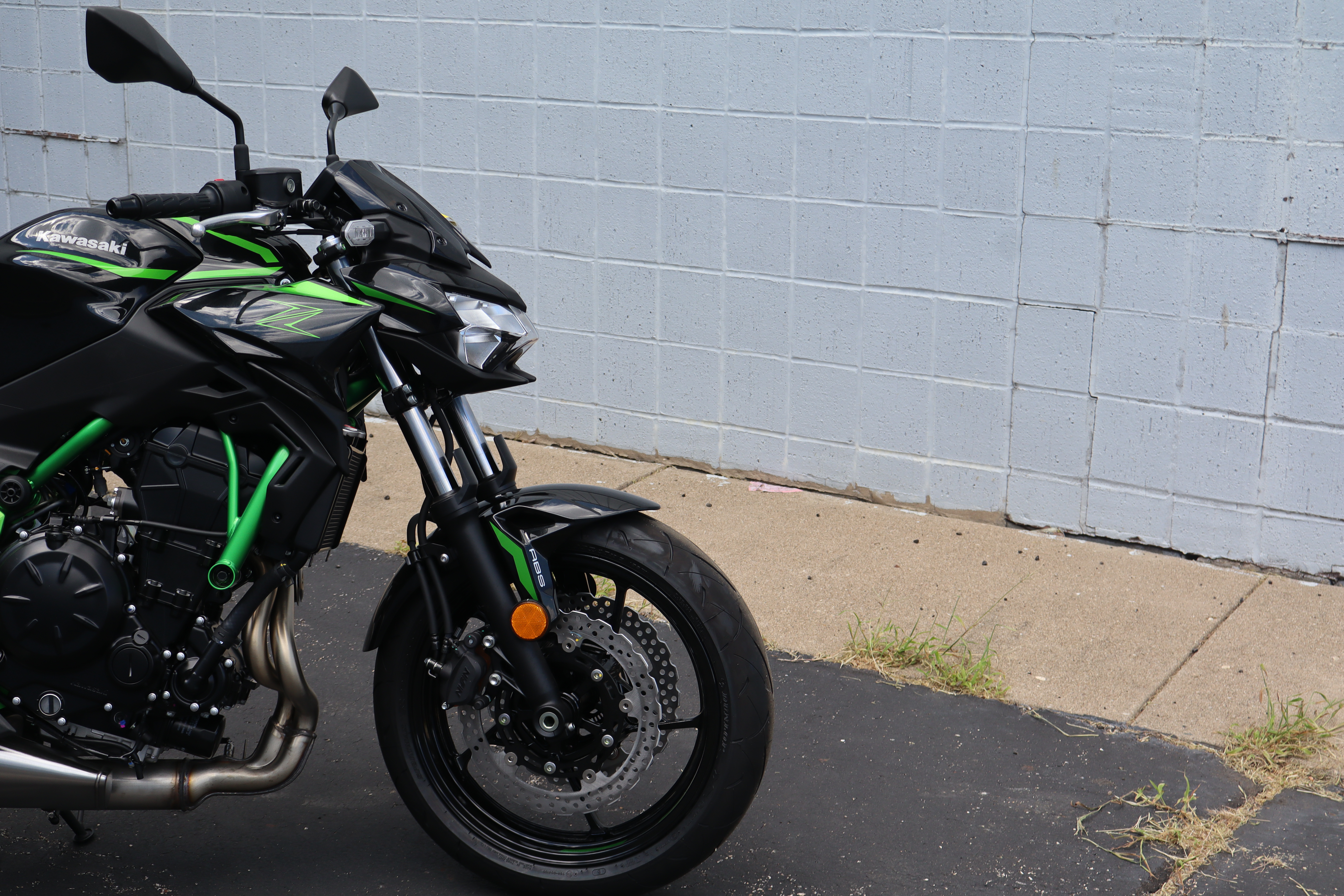 2025 Kawasaki Z650 ABS - Photo 3