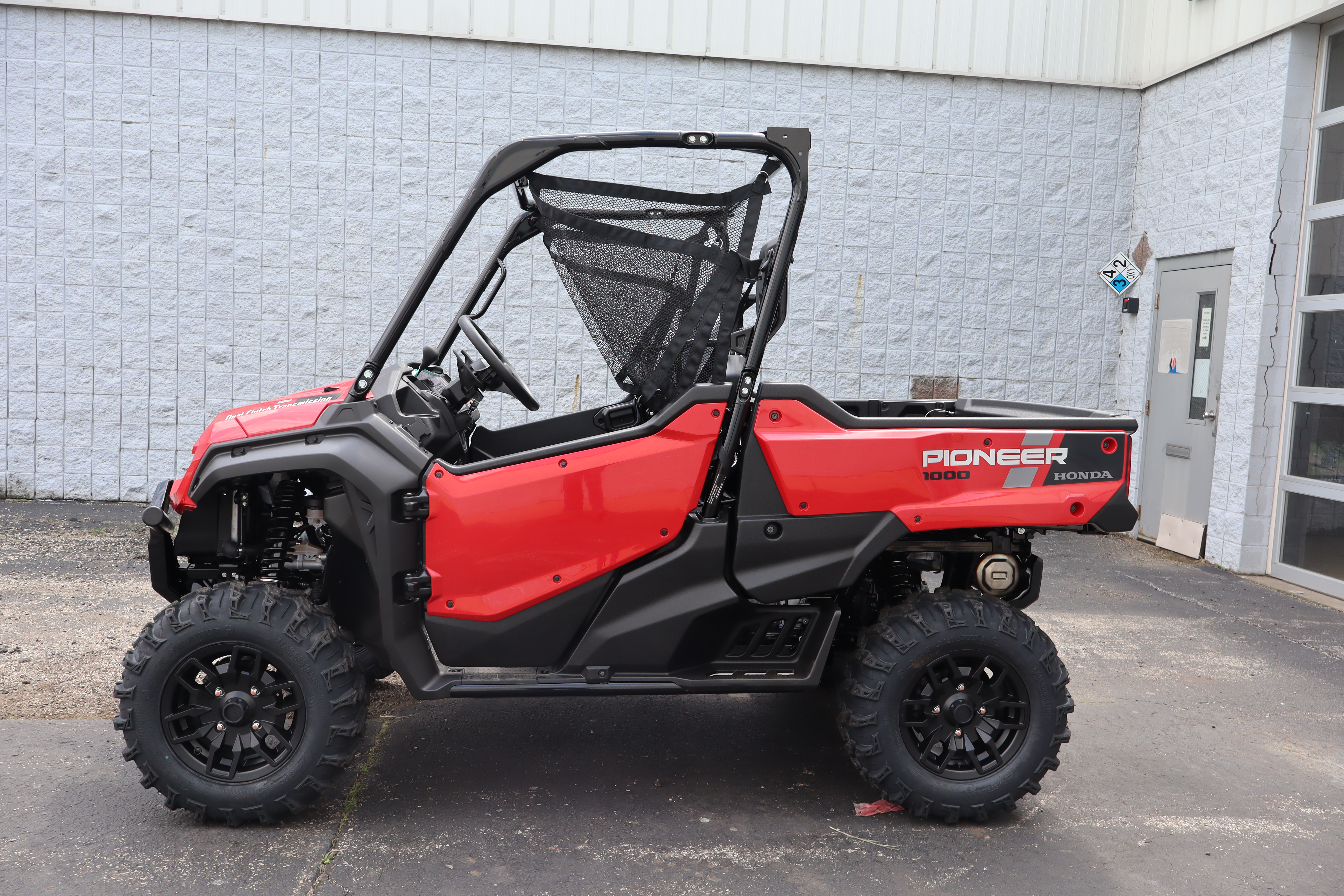 2025 Honda PIONEER 1000 DELUXE - Photo 7