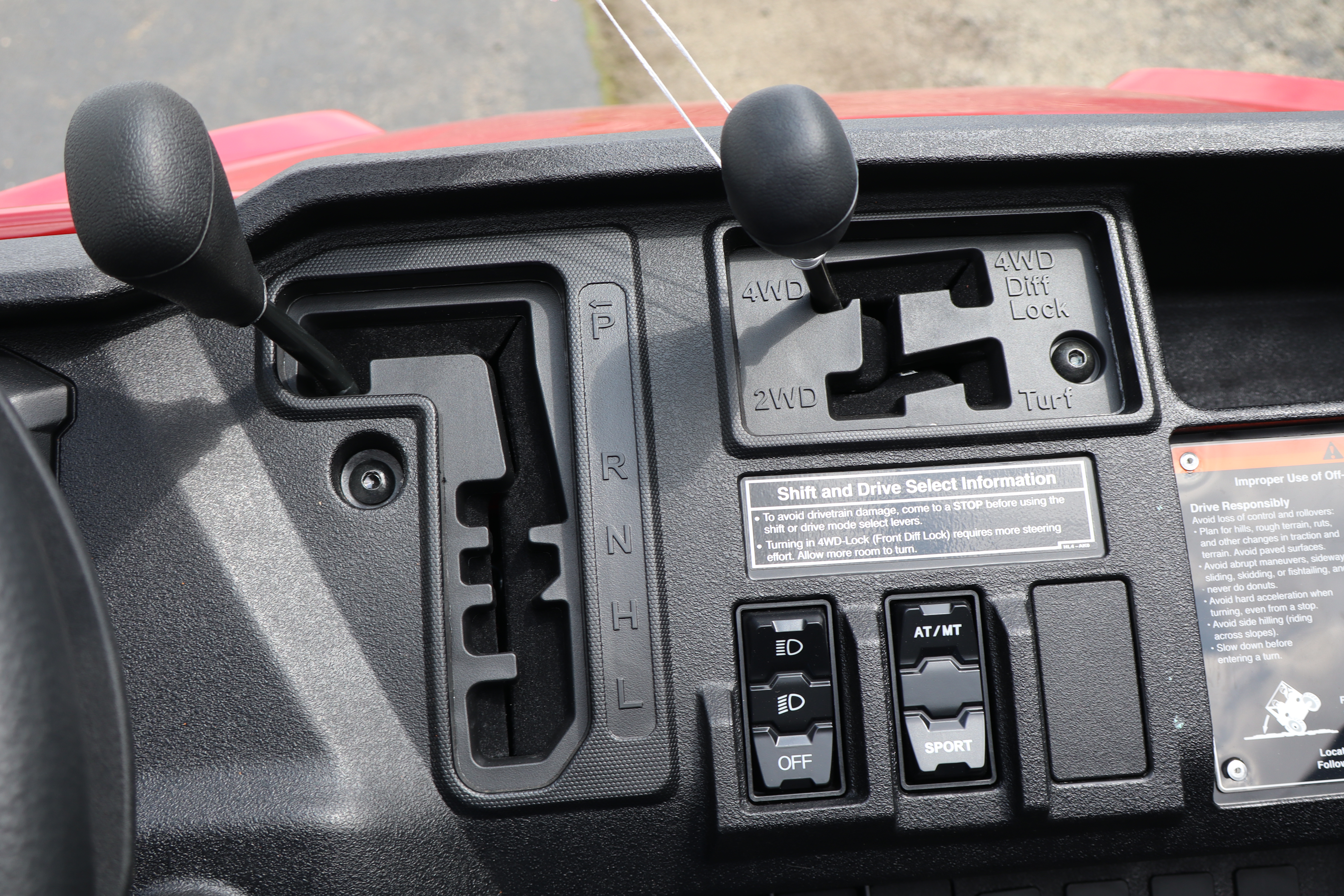 2025 Honda PIONEER 1000 DELUXE - Photo 15