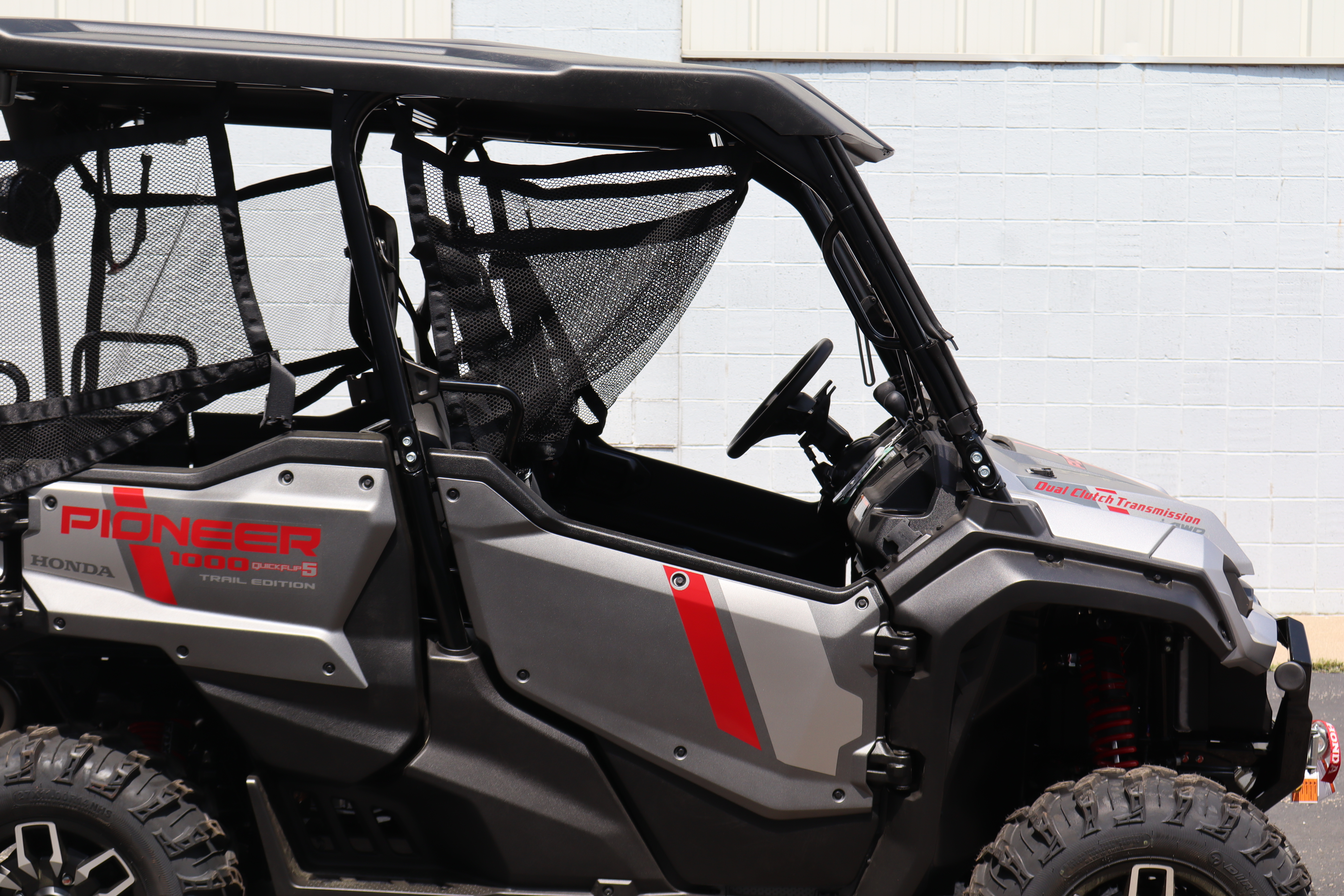 2025 Honda PIONEER 1000-5 TRAIL SPECIAL EDITION - Photo 4