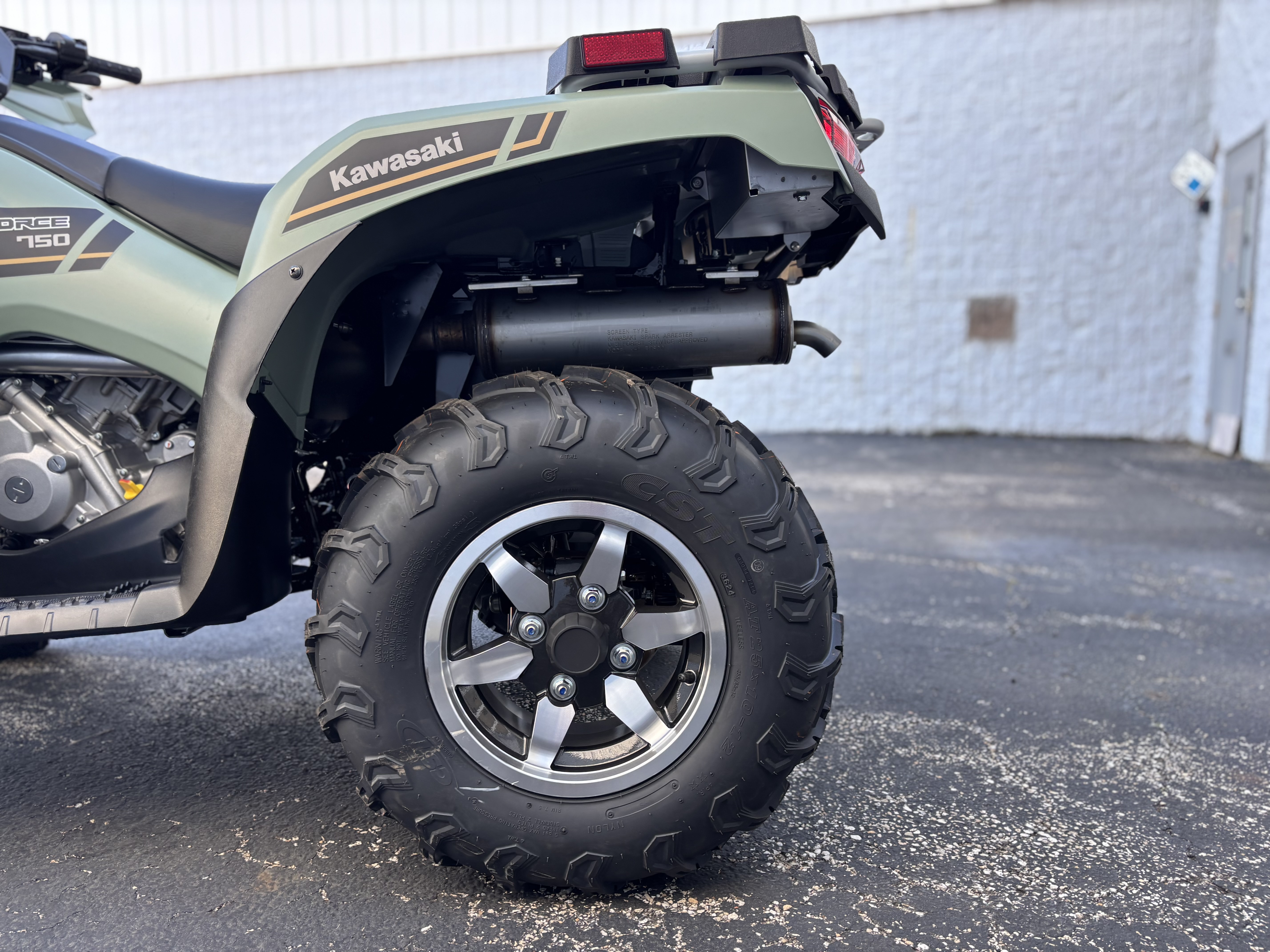 2025 Kawasaki BRUTE FORCE 750 EPS LE - Photo 11