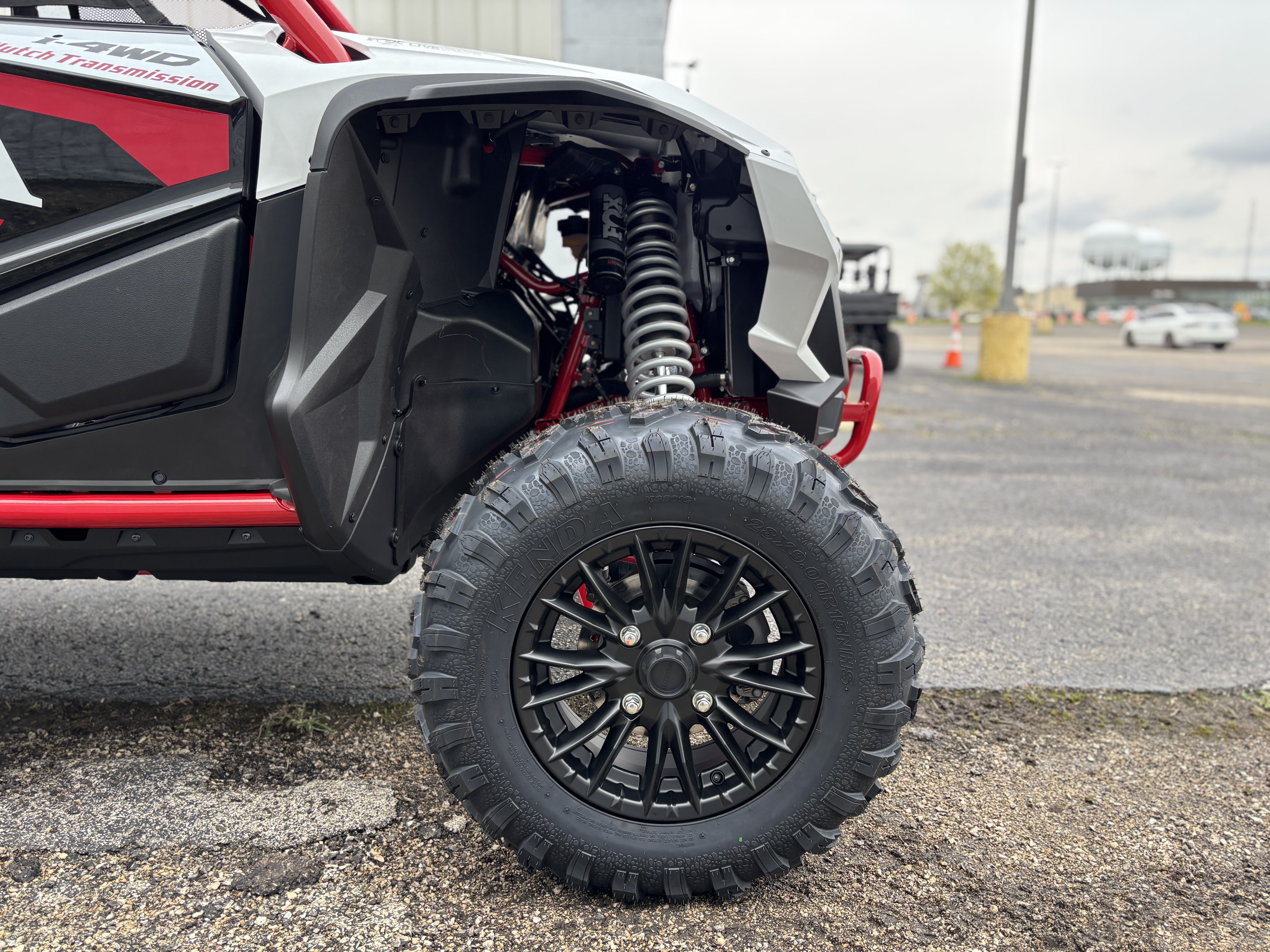 2025 Honda TALON 1000R 4 FOX LIVE VALVE - Photo 3
