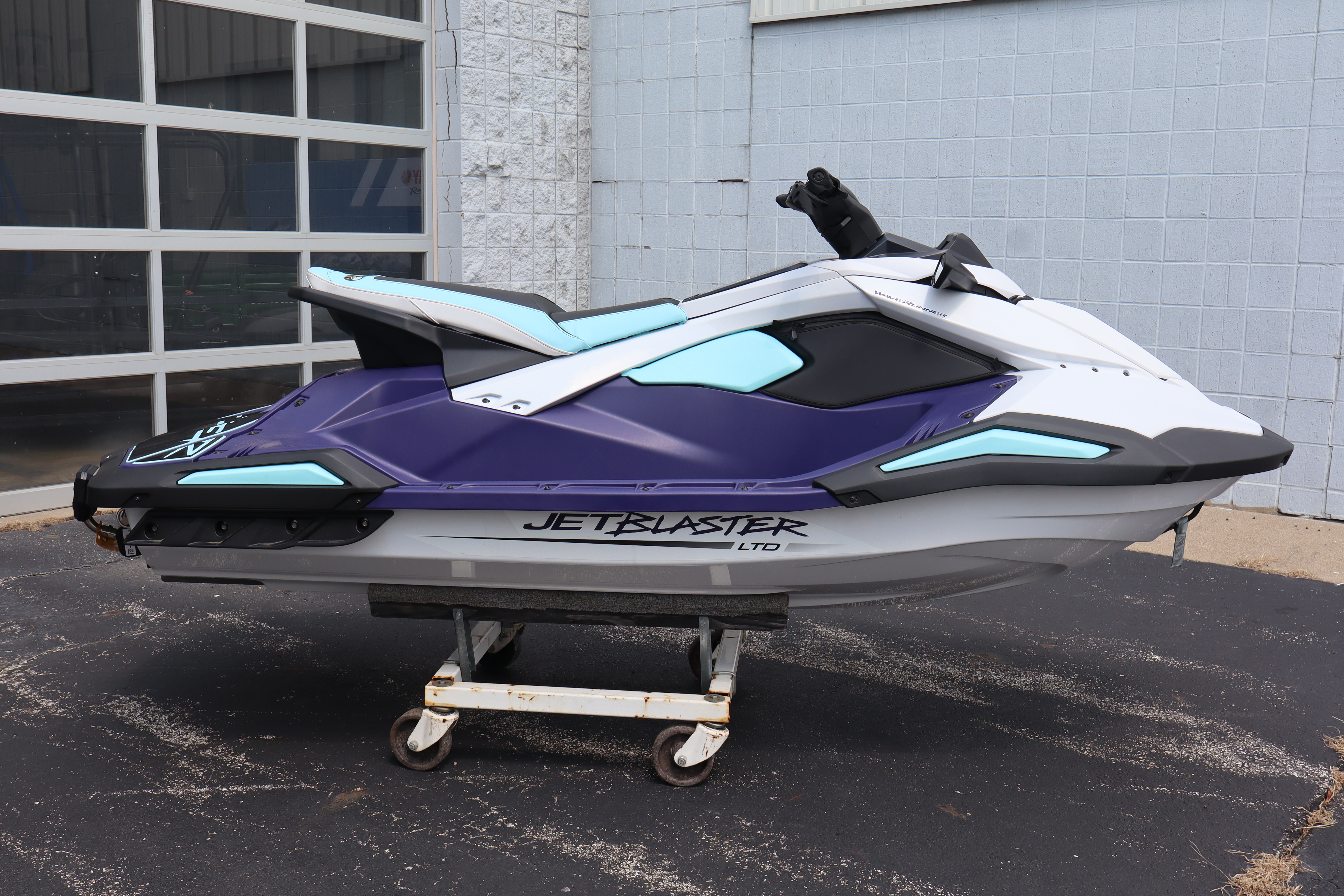 2025 Yamaha WAVERUNNER JETBLASTER LTD - Photo 2