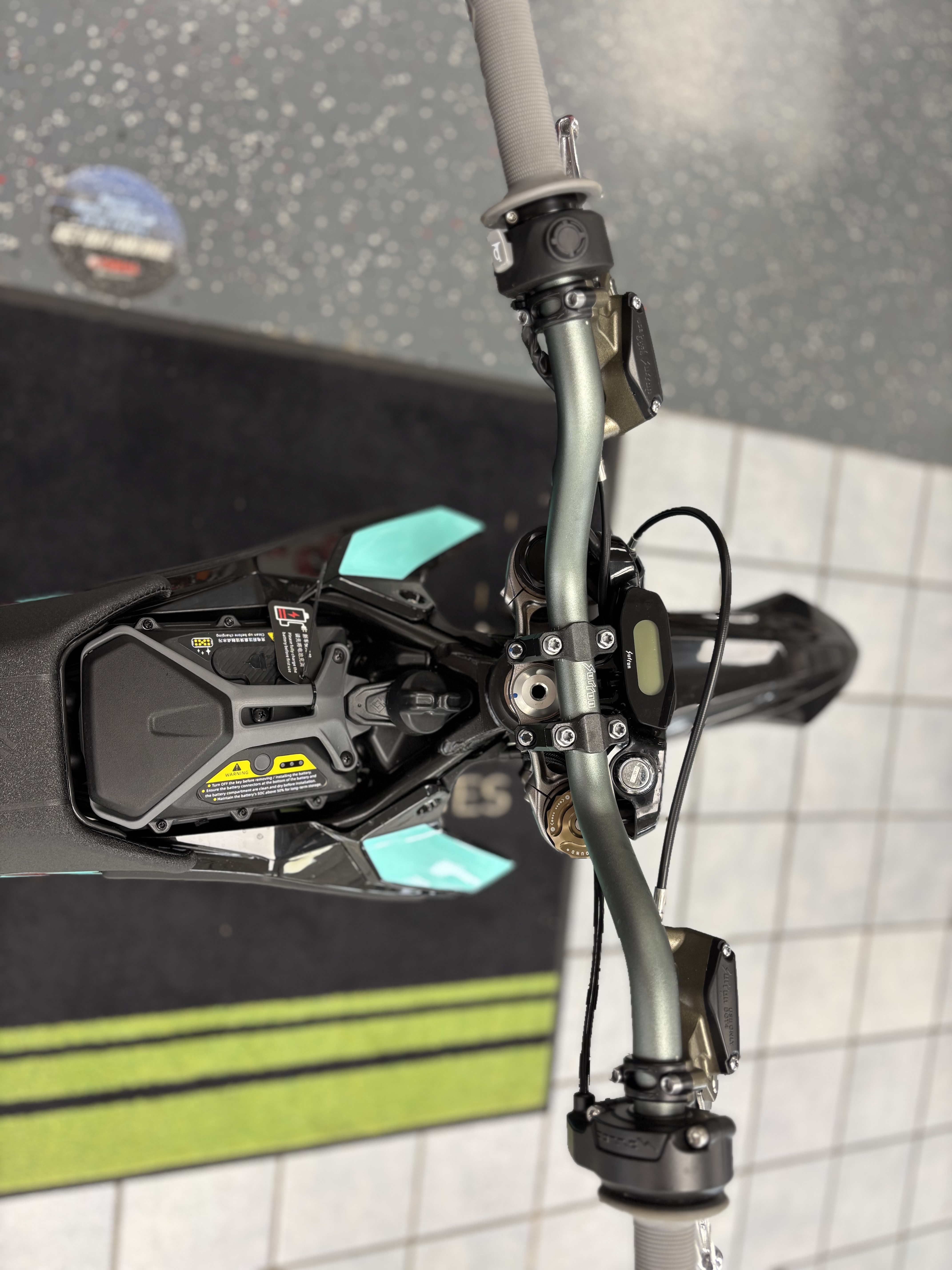 2025 SURRON HYPER BEE - Photo 11