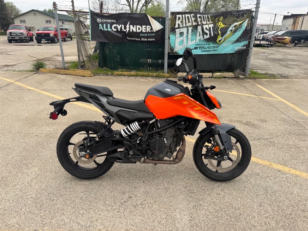 2024 KTM 250 DUKE