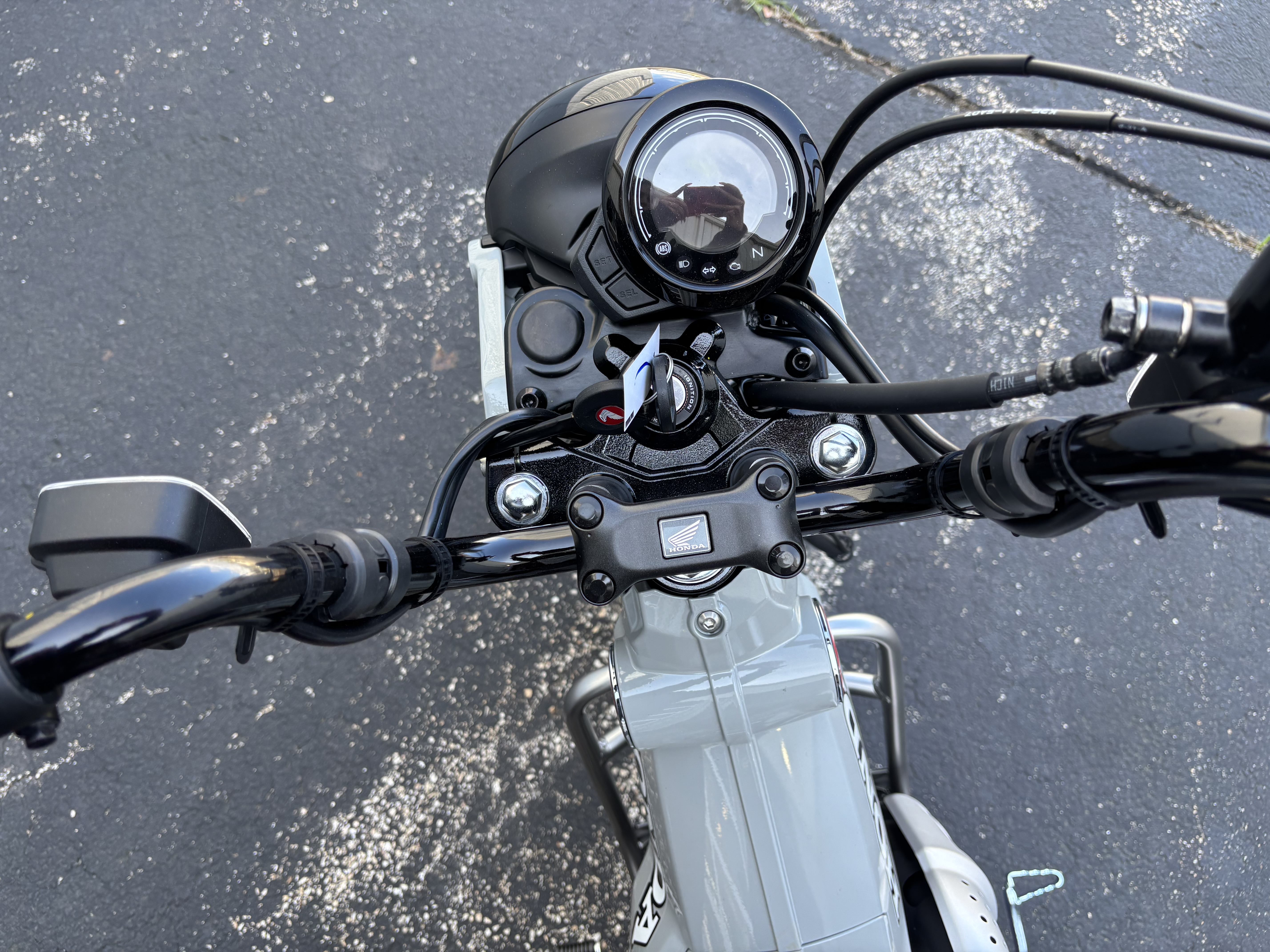 2025 Honda TRAIL 125 - Photo 8