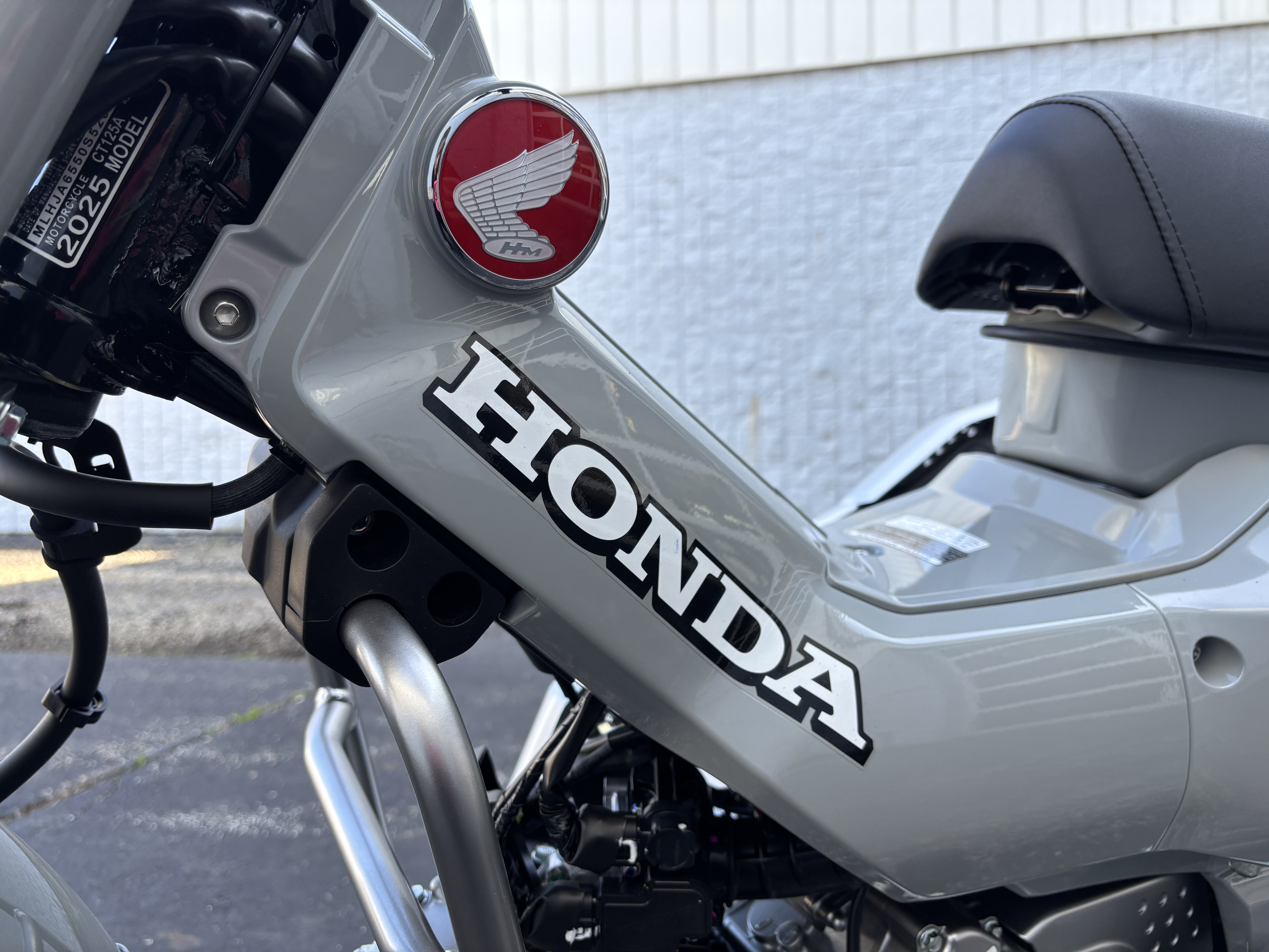 2025 Honda TRAIL 125 - Photo 12