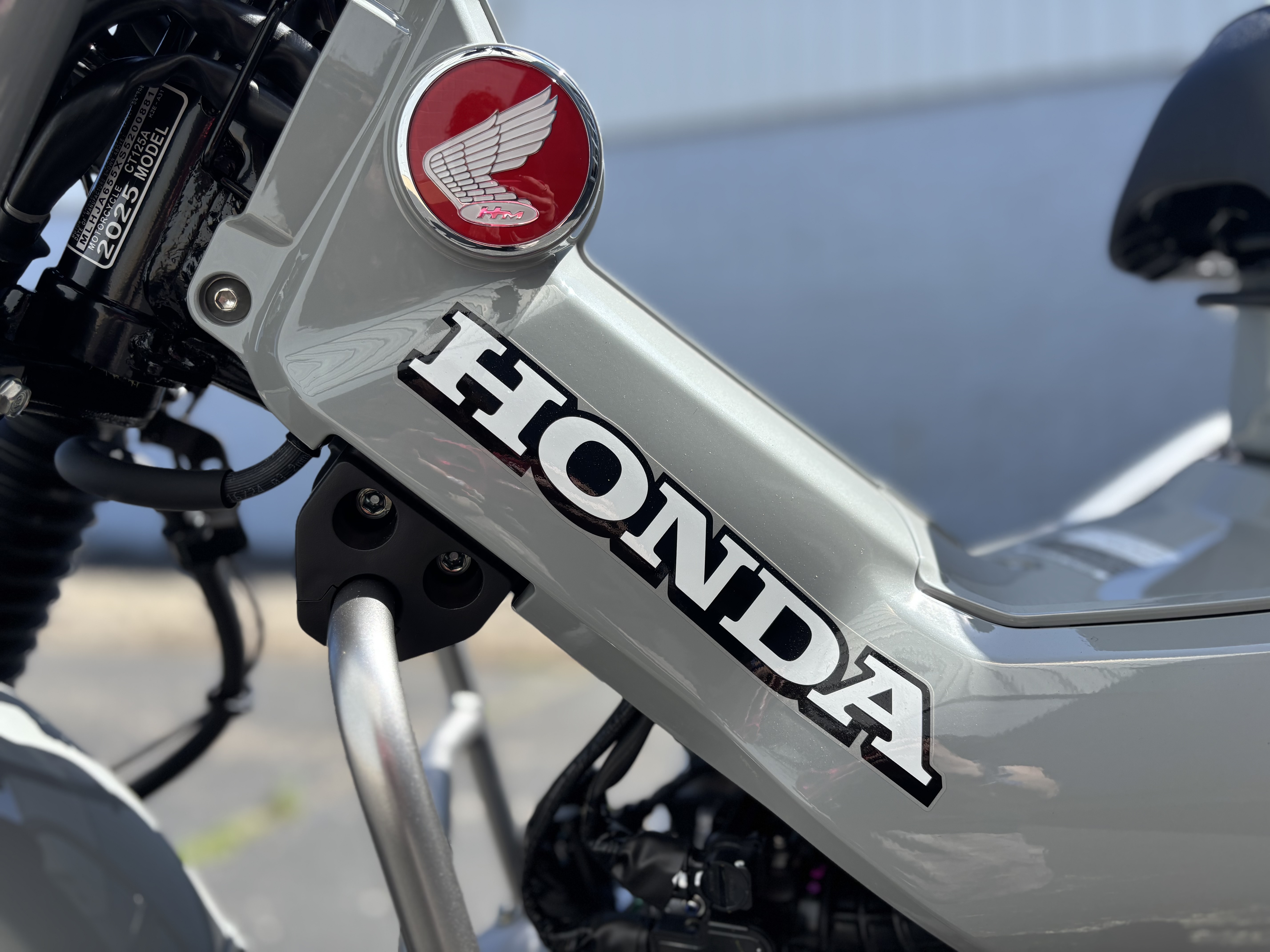 2025 Honda TRAIL 125 - Photo 18