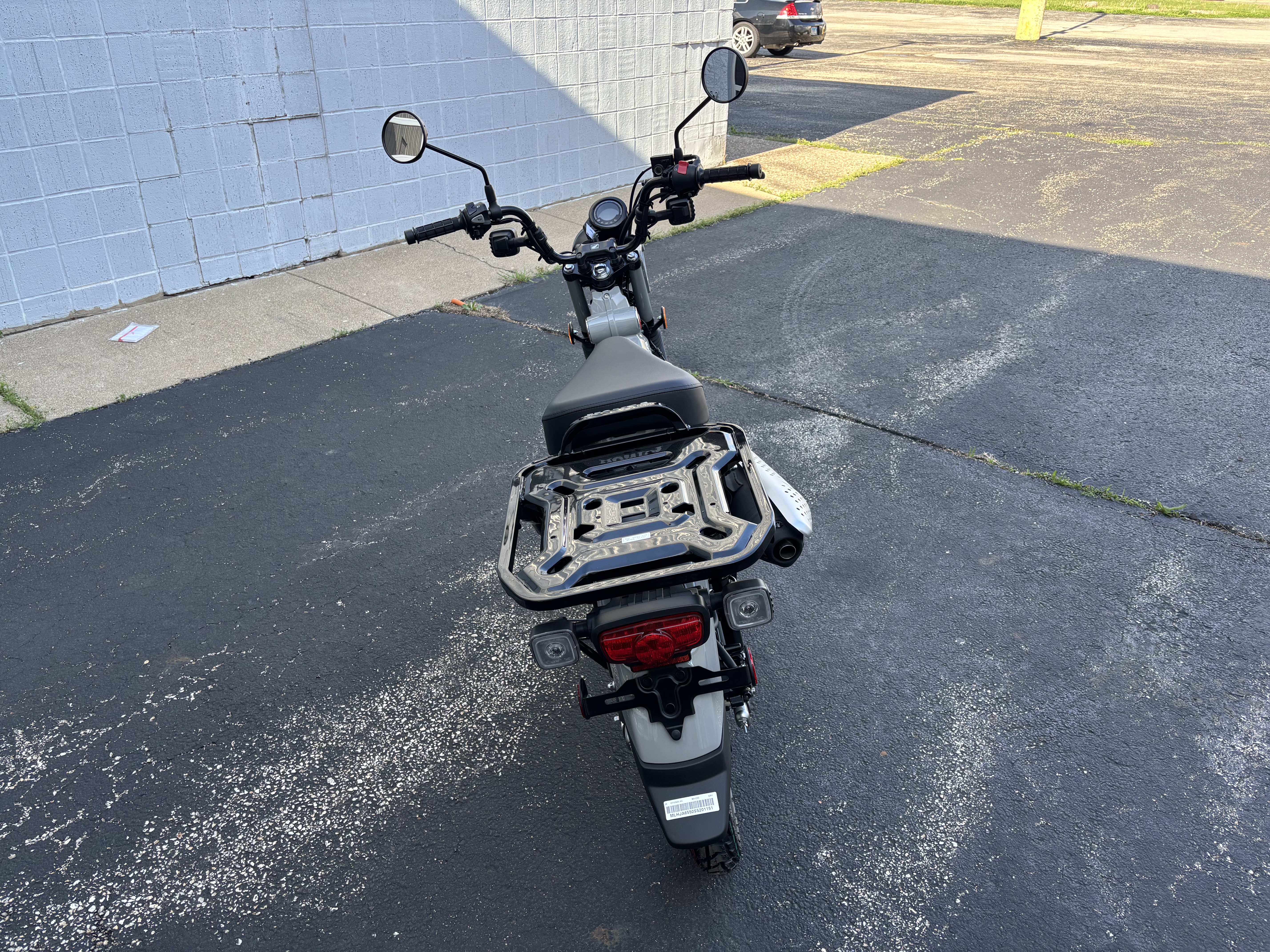 2025 Honda TRAIL 125 - Photo 6